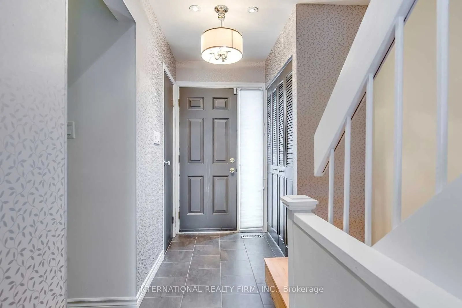 6855 Glen Erin Drive, #15