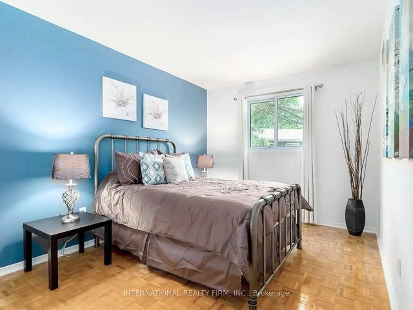 6855 Glen Erin Drive, #15