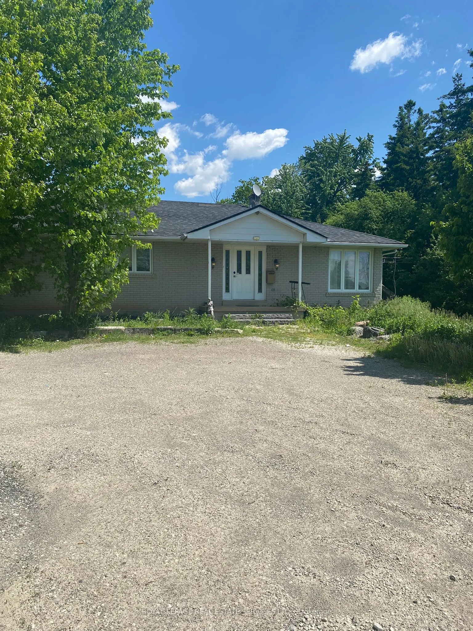 10641 Trafalgar Road