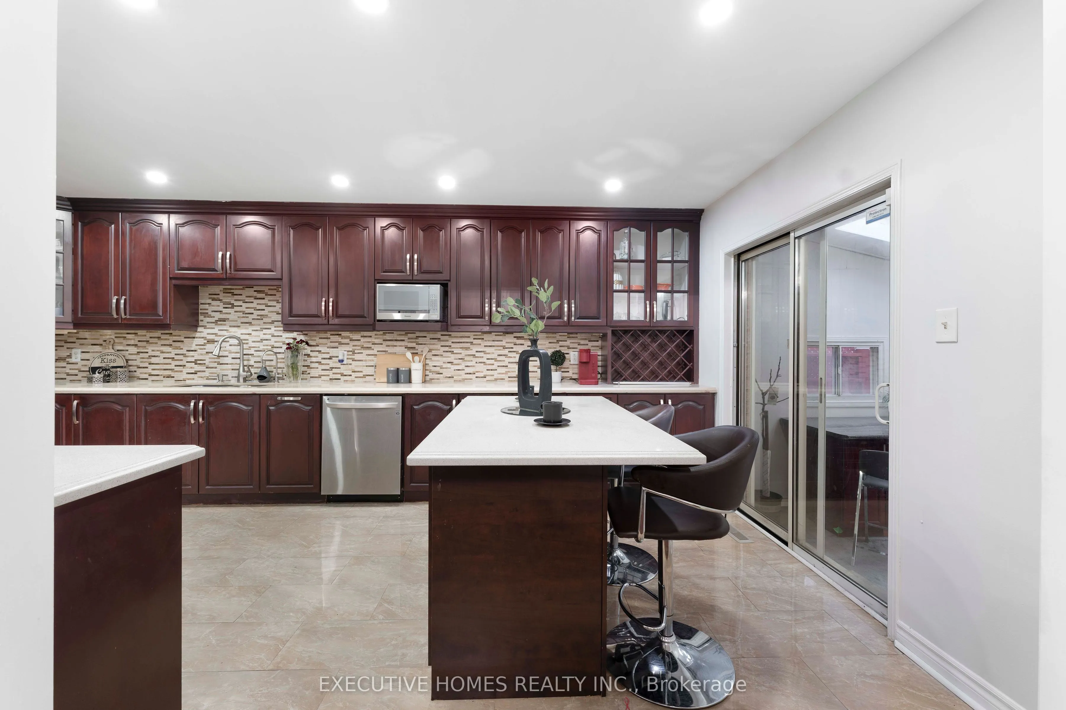 44 Pebblestone Circle
