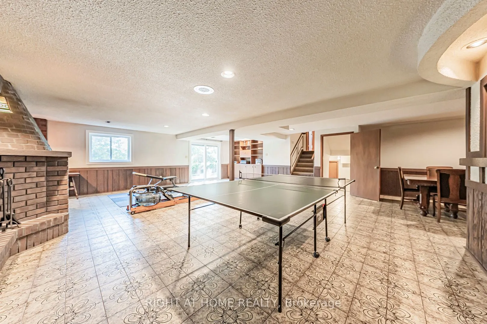 5 Greyswood Court