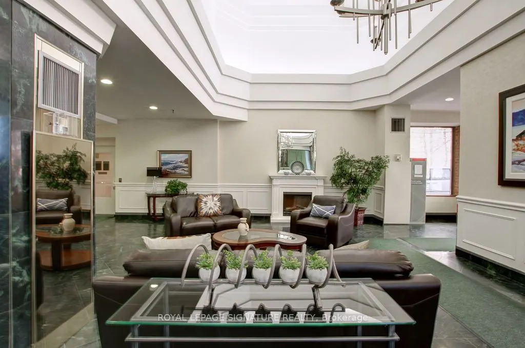 1271 Walden Circle, #704