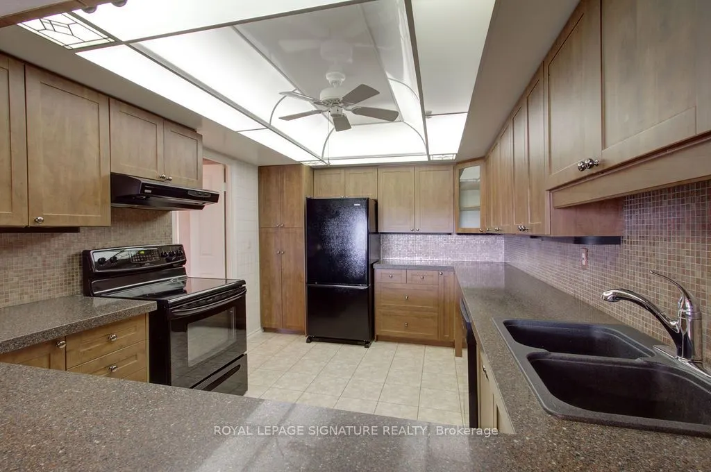 1271 Walden Circle, #704