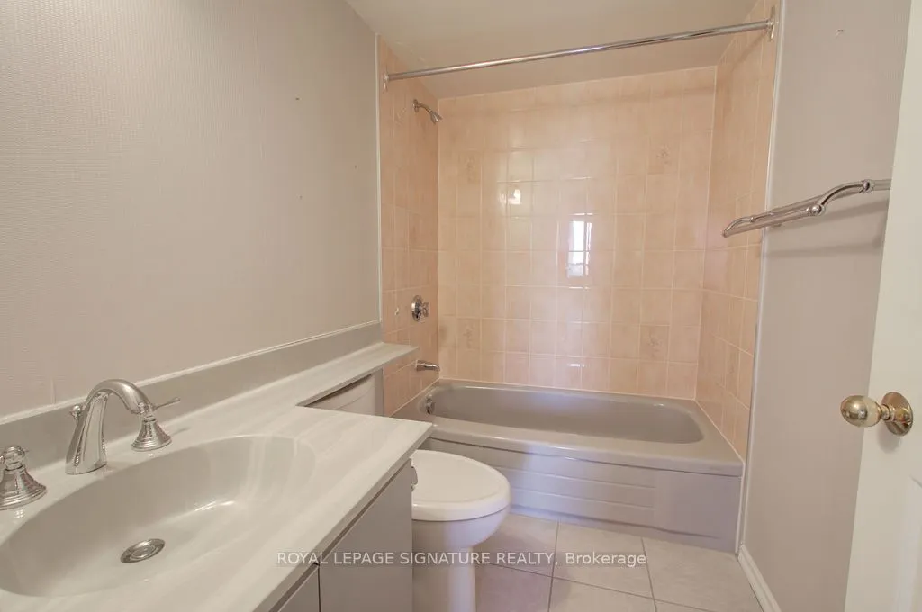 1271 Walden Circle, #704