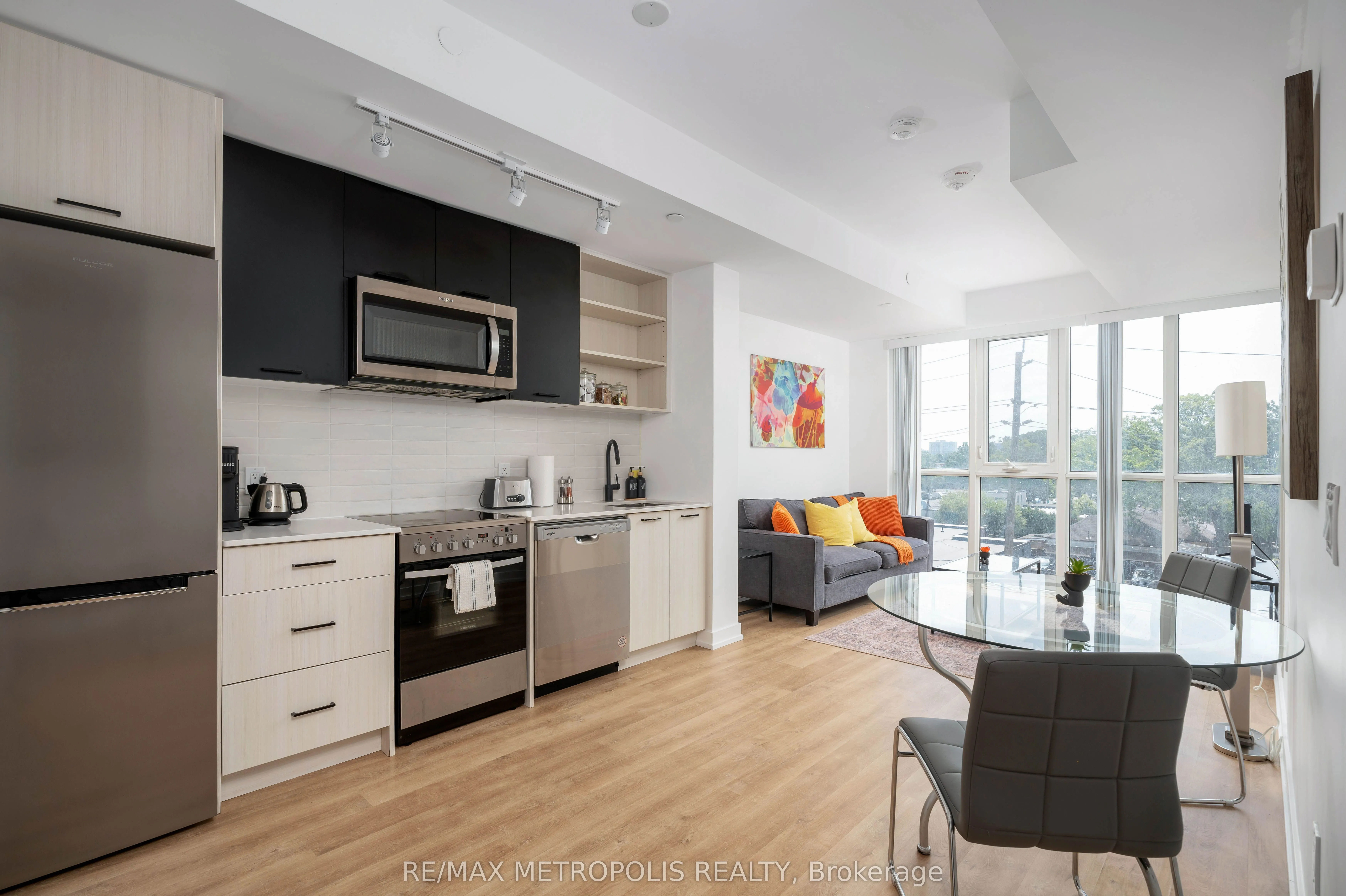 2300 St Clair Avenue W, #407