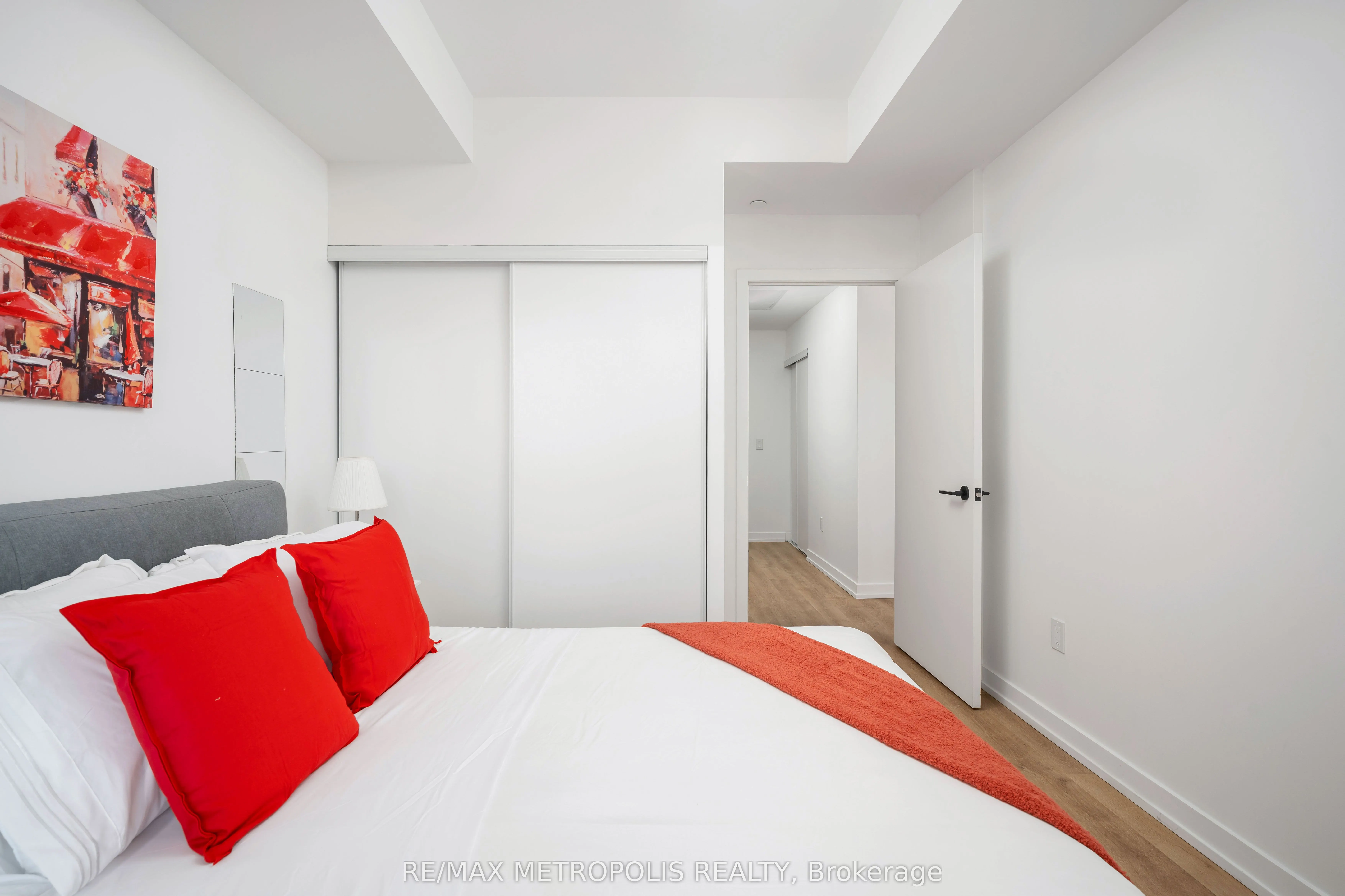 2300 St Clair Avenue W, #407