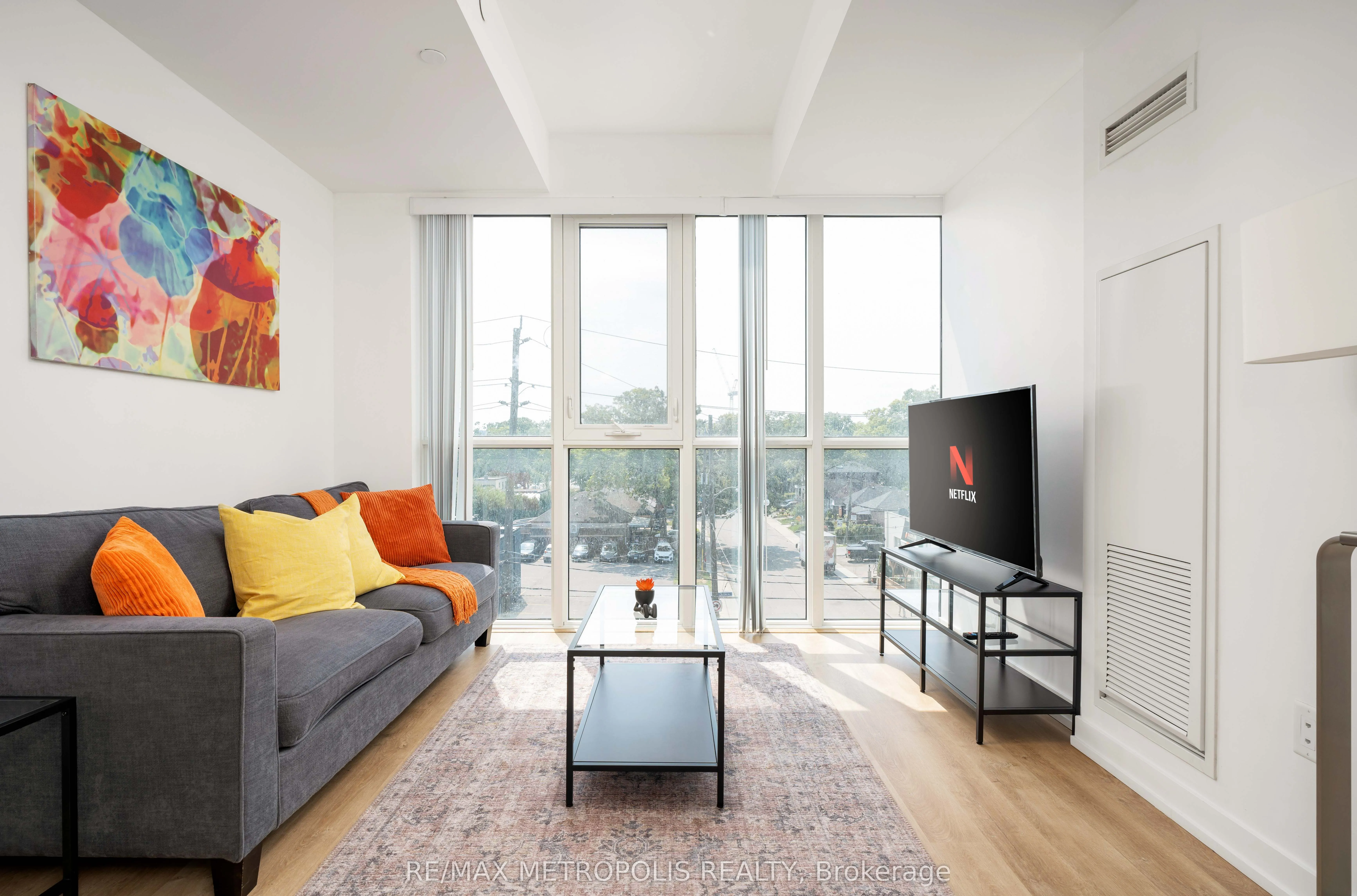 2300 St Clair Avenue W, #407
