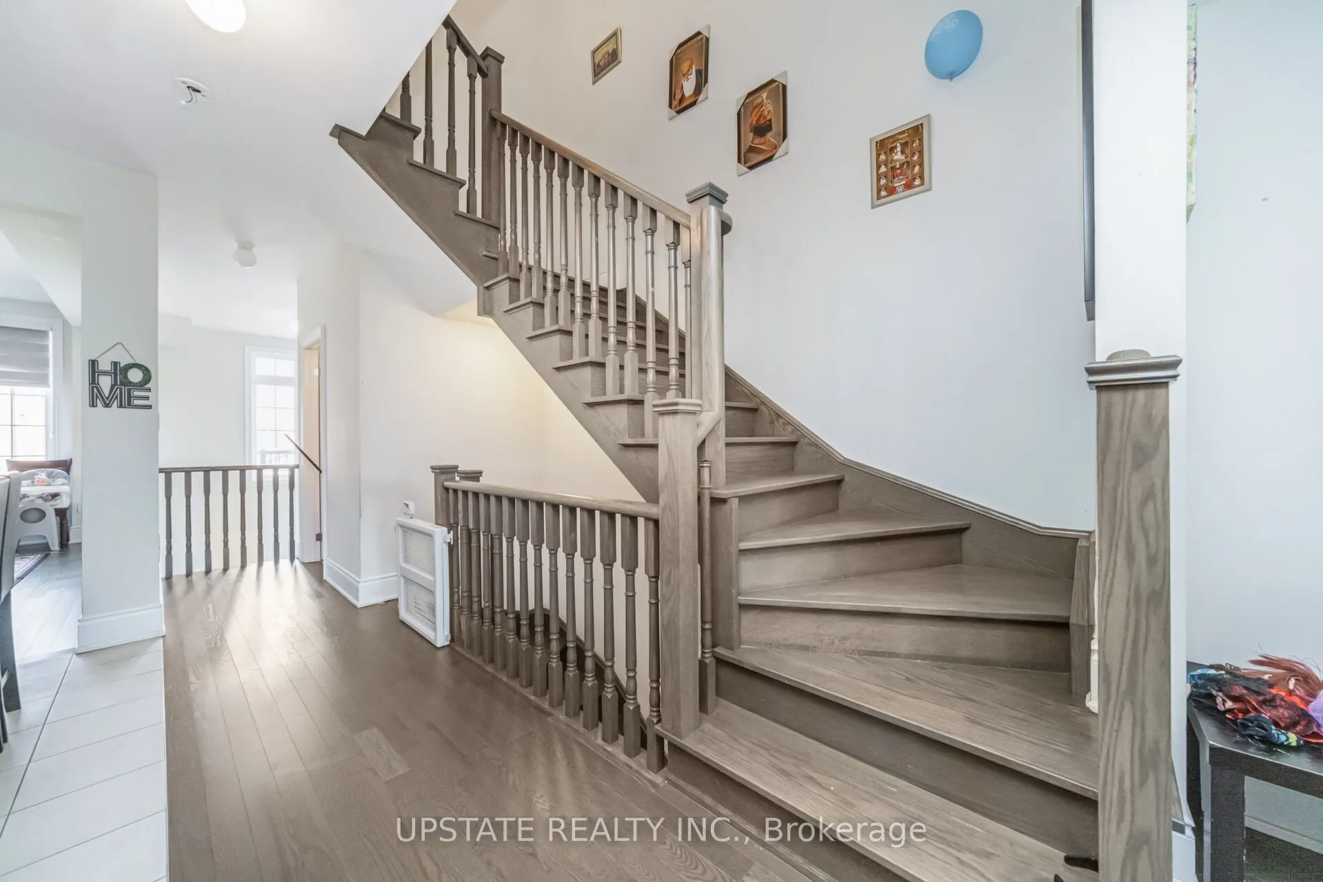 44 Foxsparrow Road