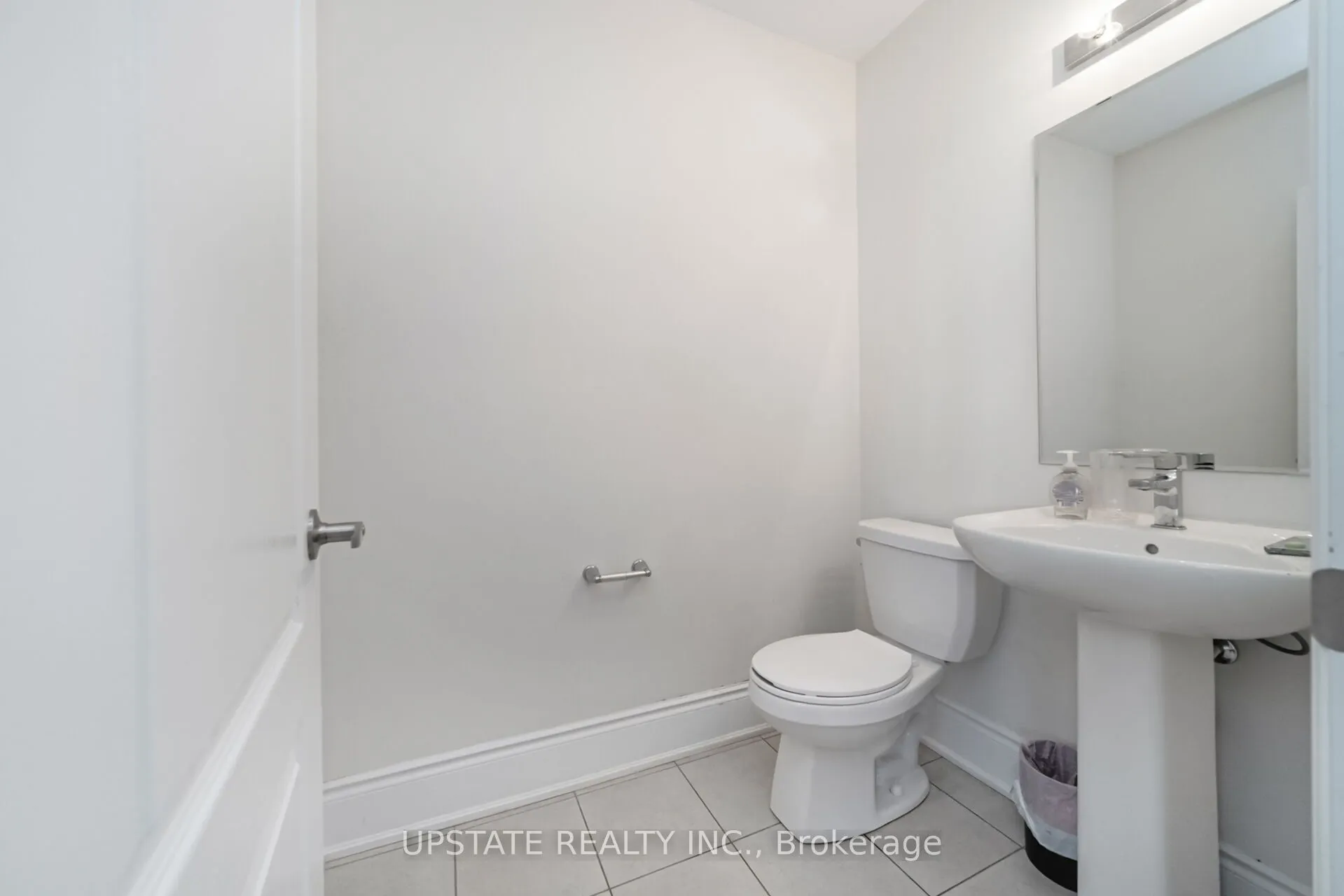 44 Foxsparrow Road