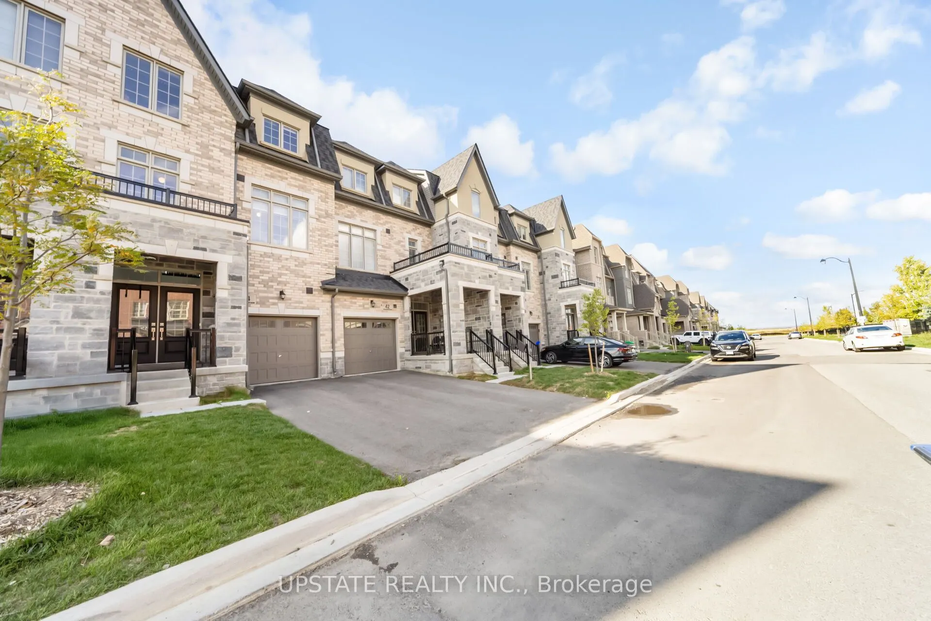 44 Foxsparrow Road
