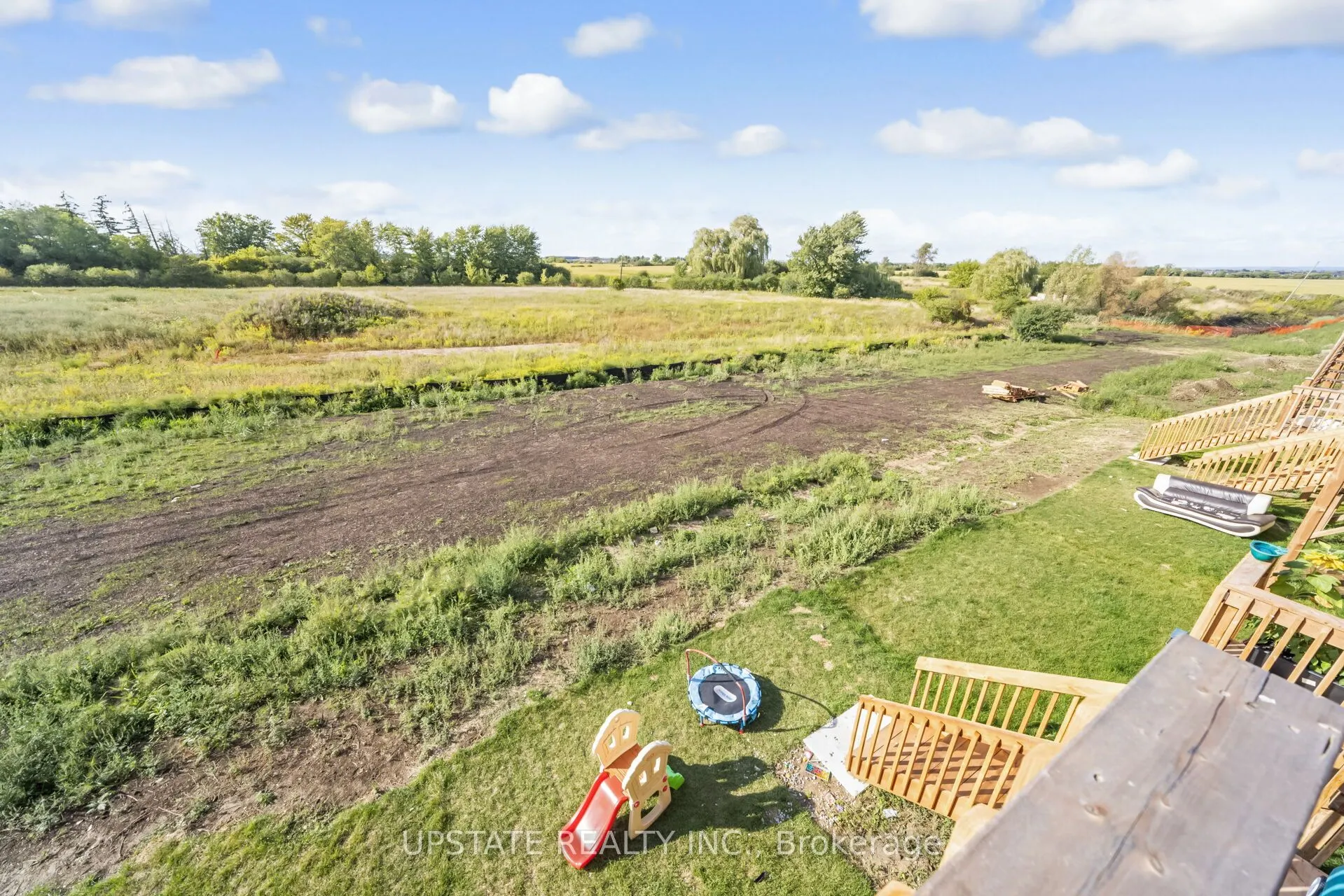 44 Foxsparrow Road