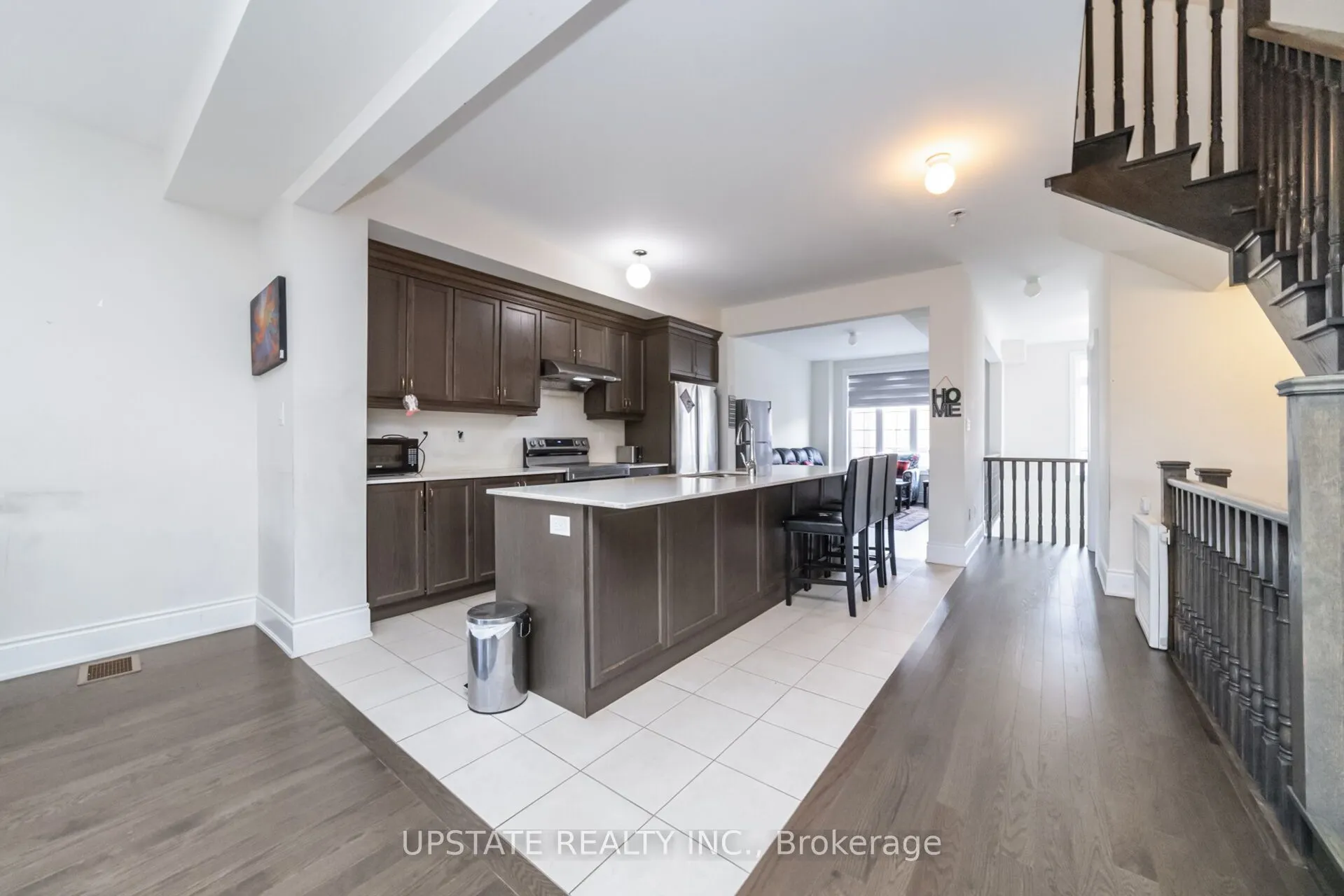 44 Foxsparrow Road
