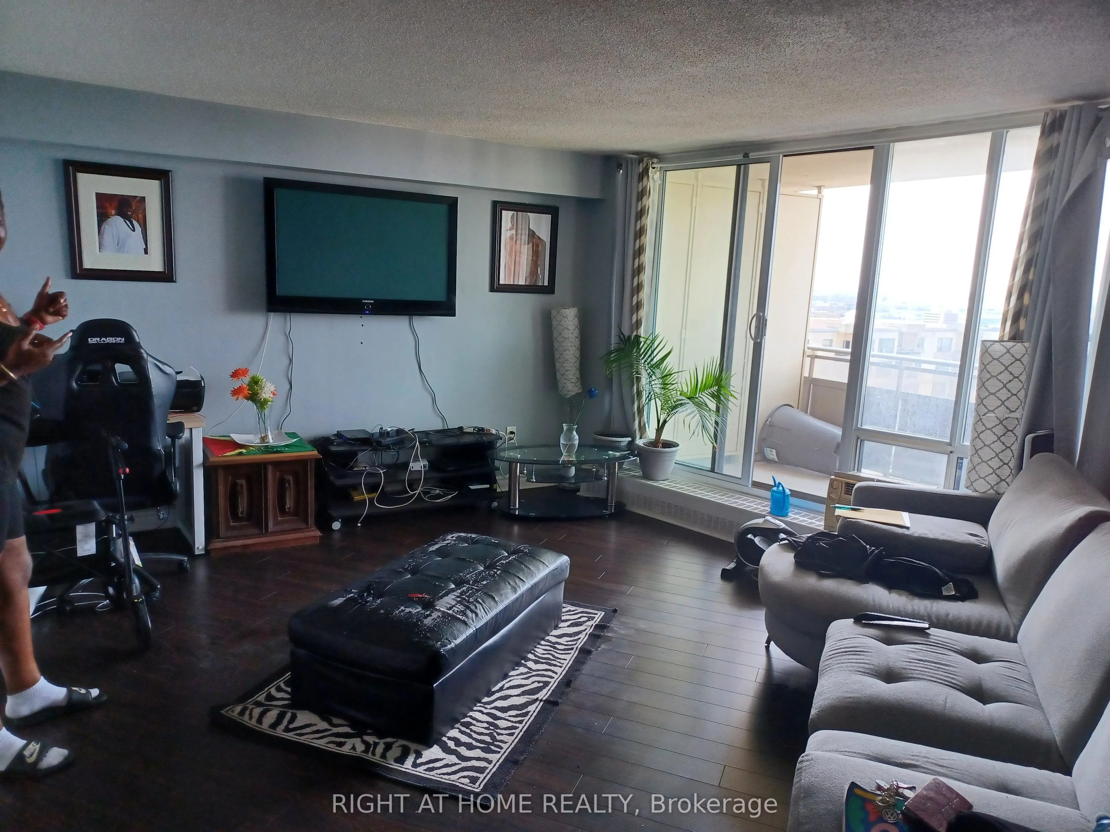 380 DIXON Drive, #2503