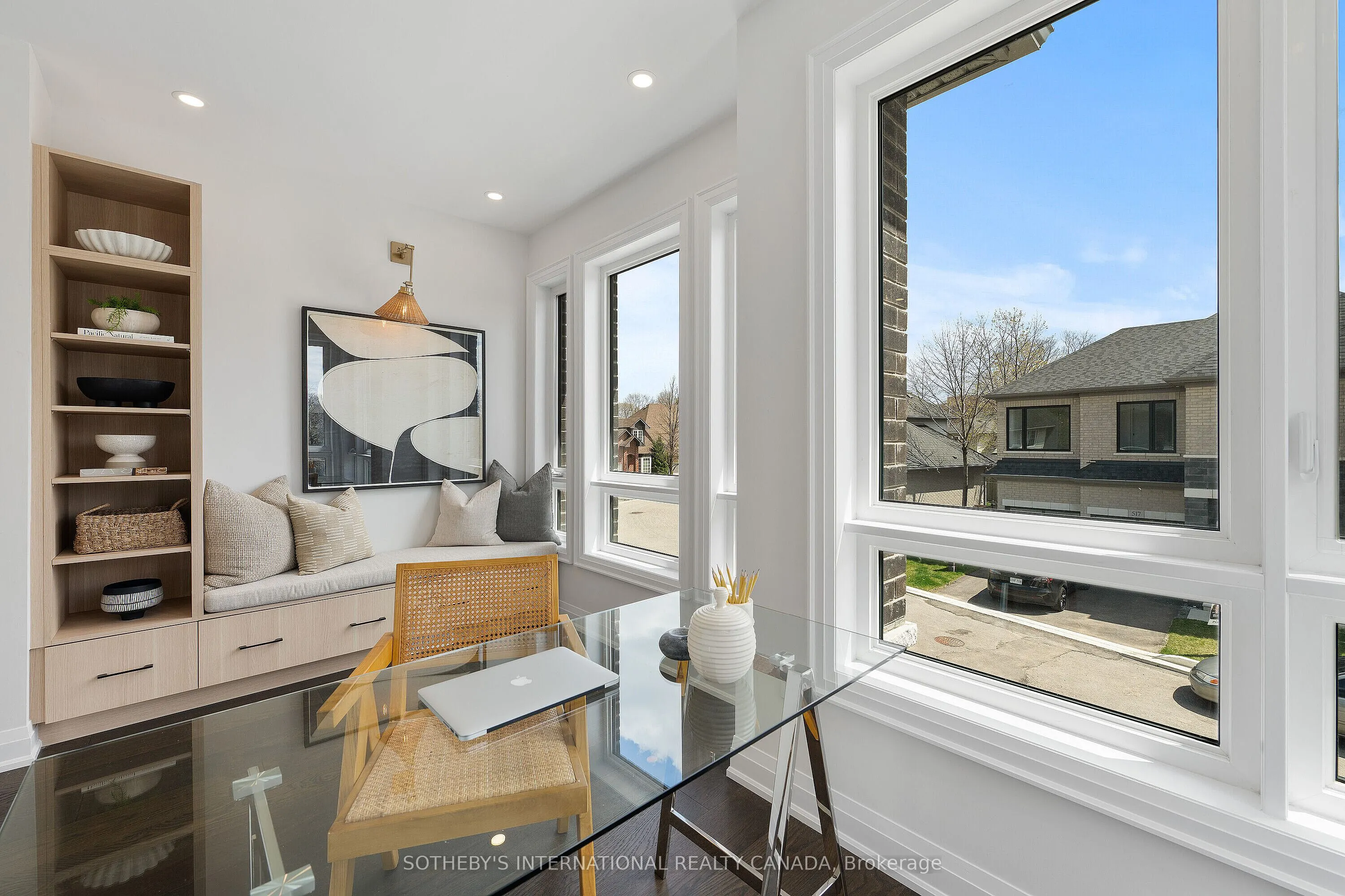 514 Markay Common