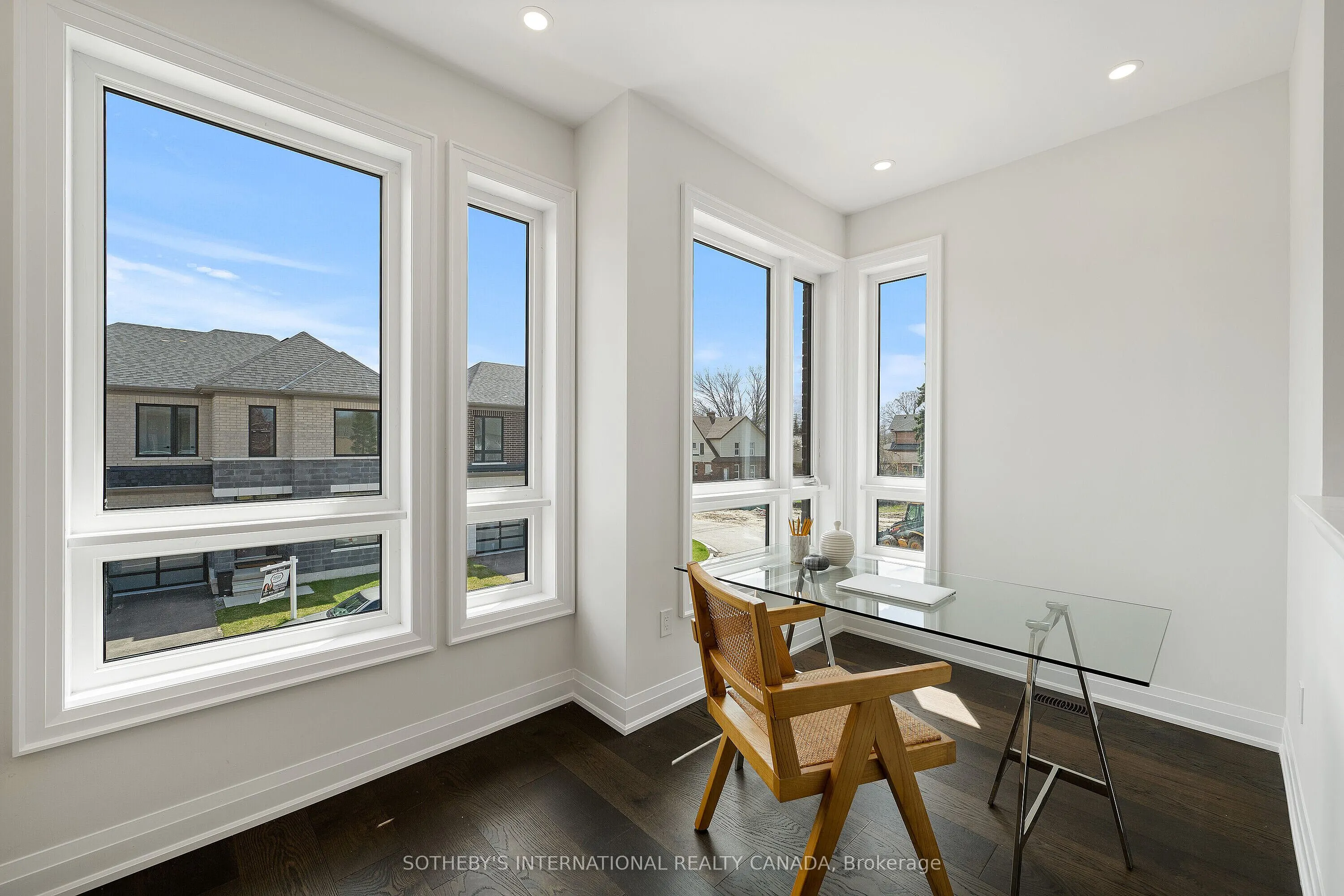 514 Markay Common