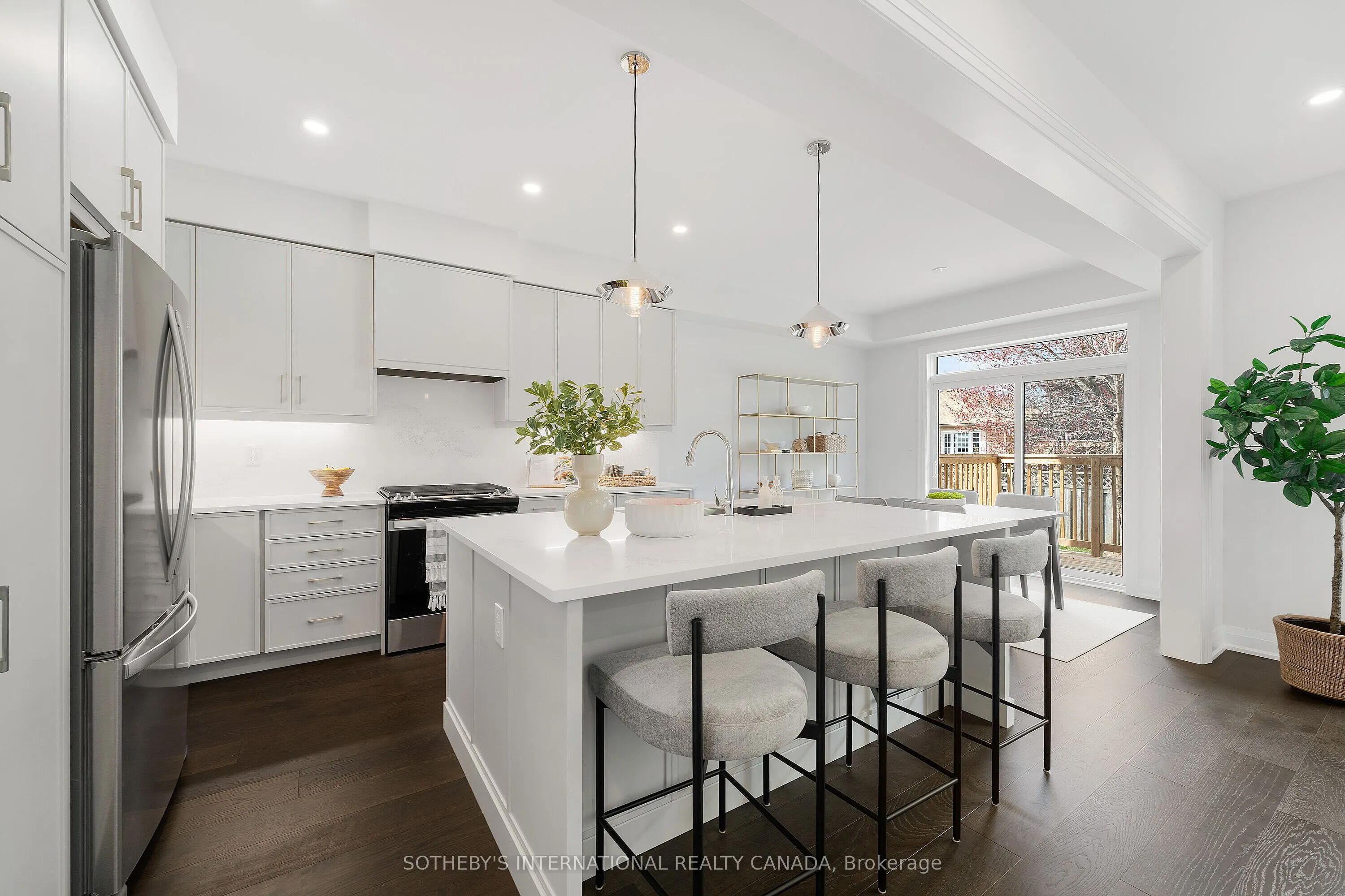514 Markay Common