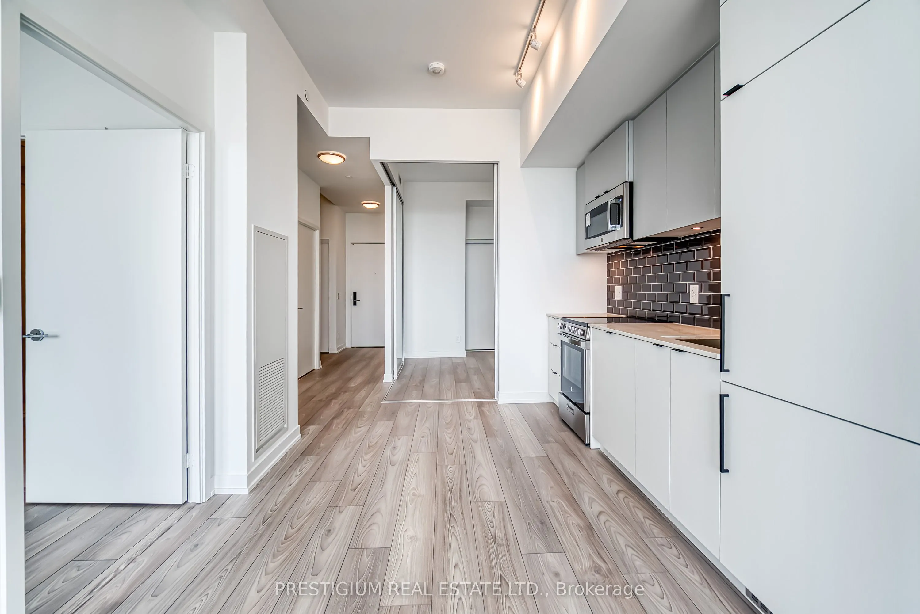 285 Dufferin Street, #1211