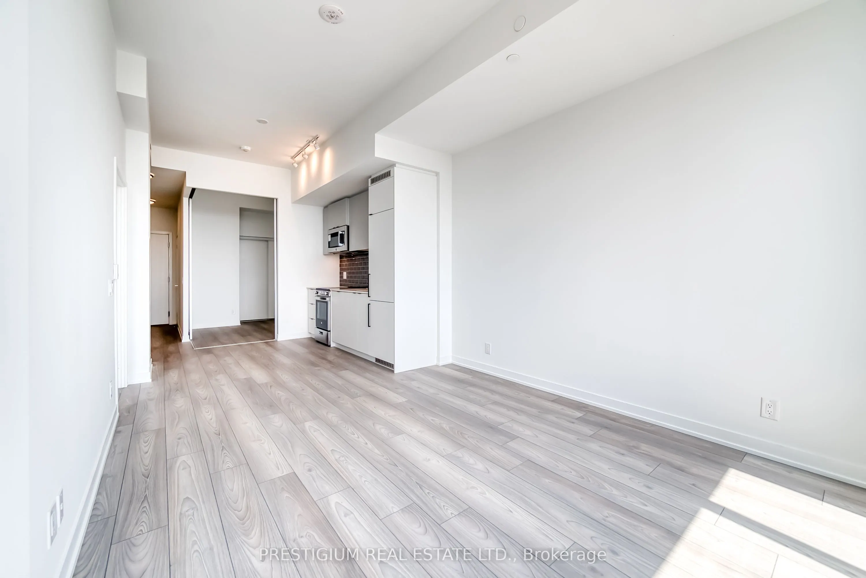 285 Dufferin Street, #1211