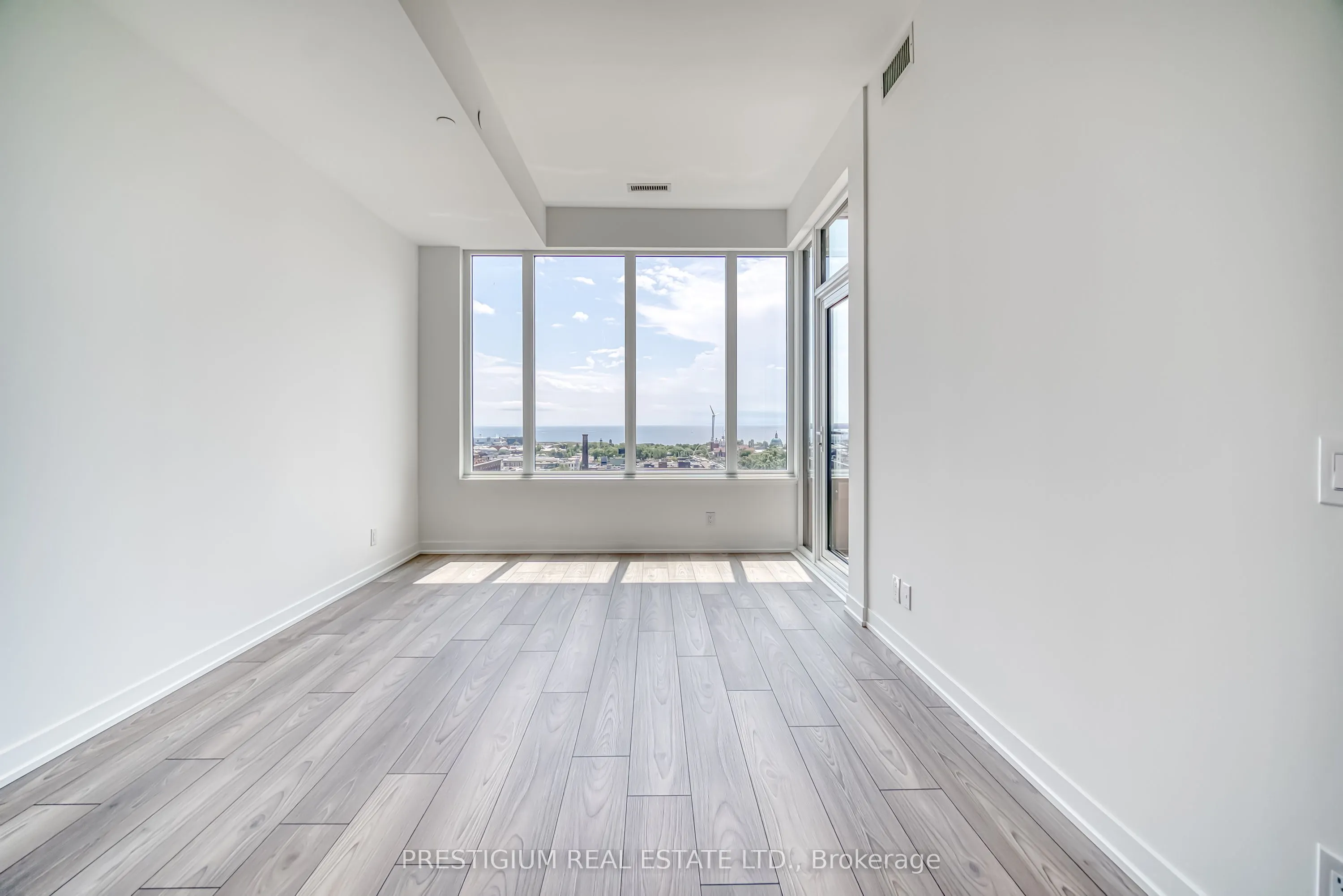 285 Dufferin Street, #1211