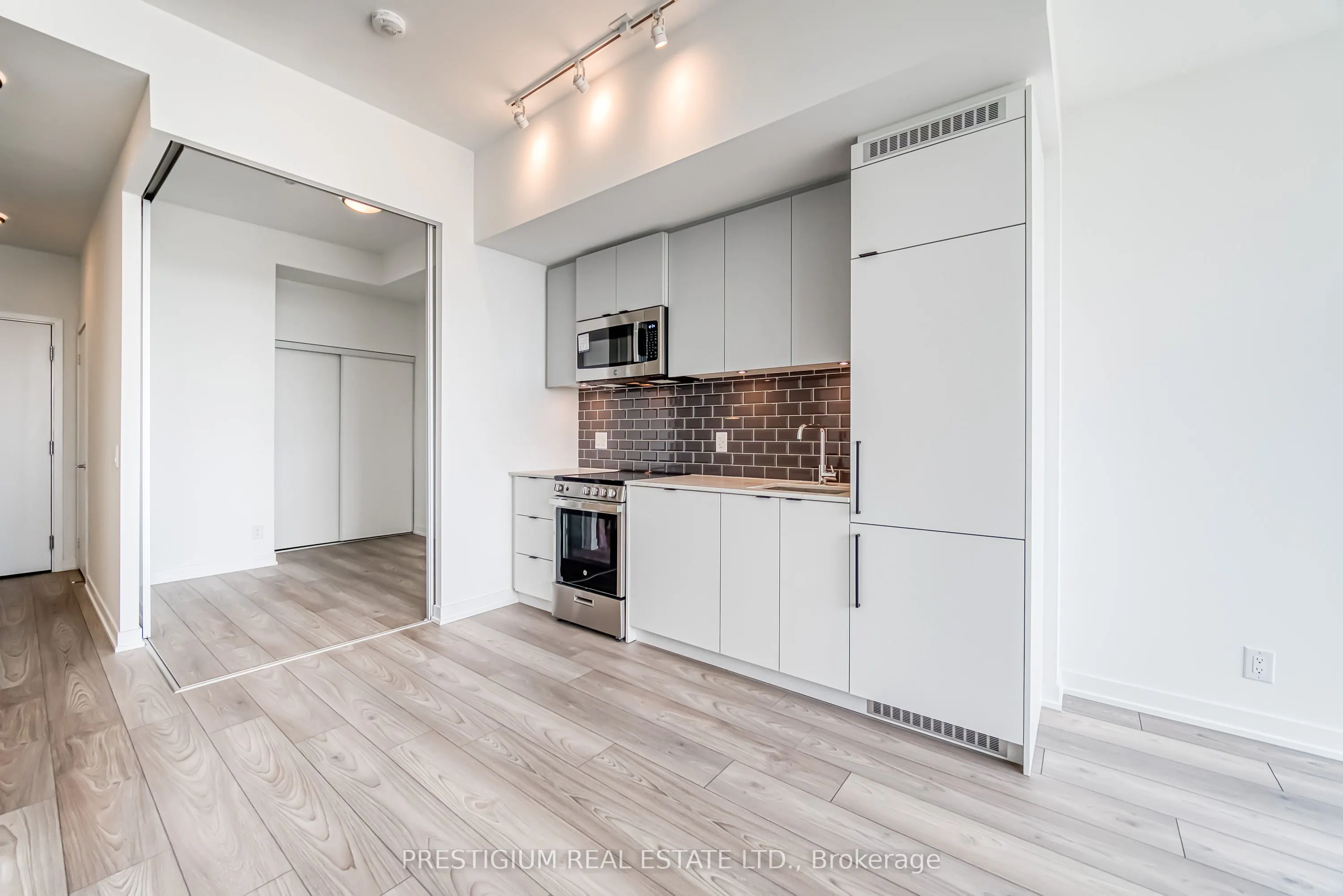 285 Dufferin Street, #1211