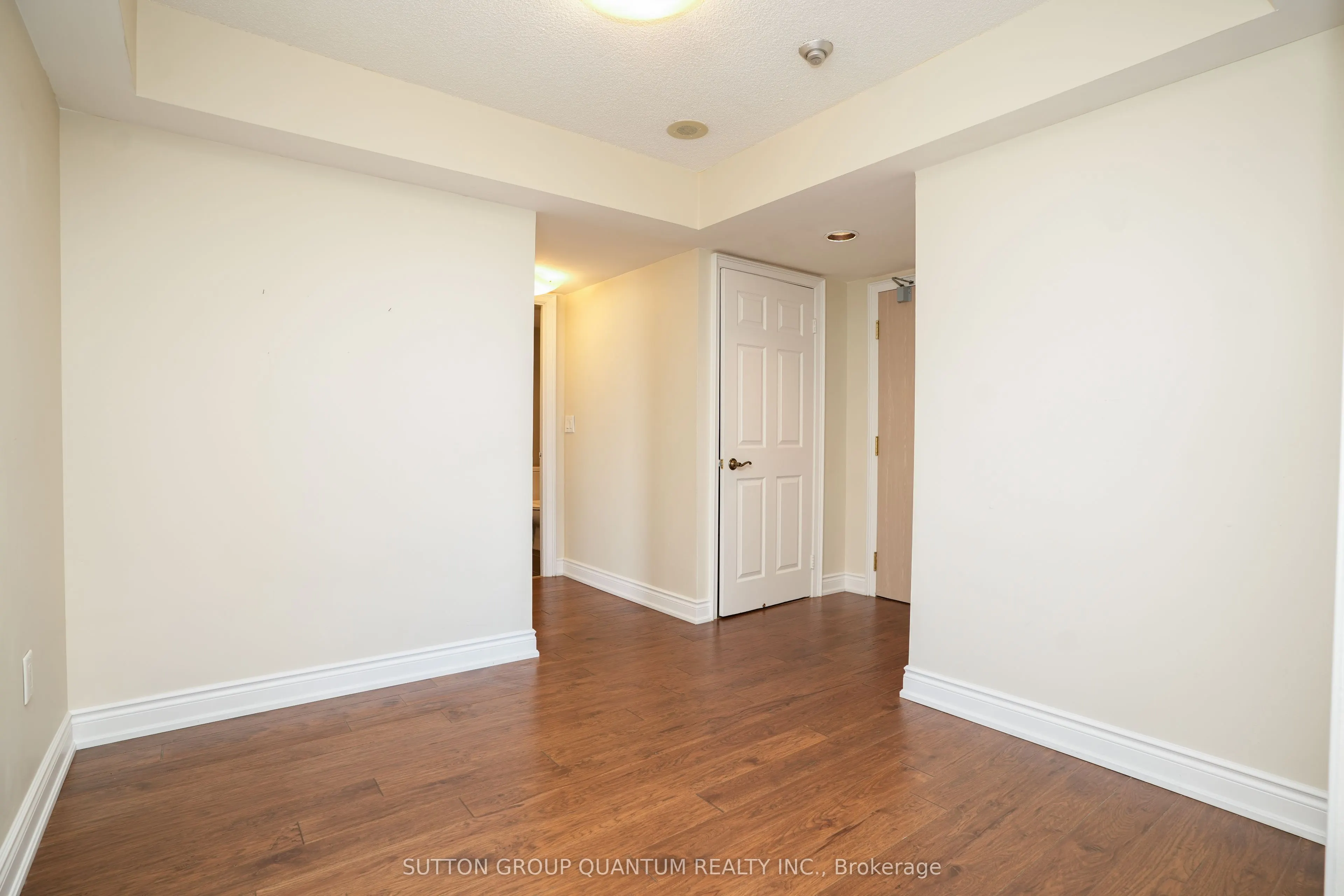 1271 Walden Circle, #1008
