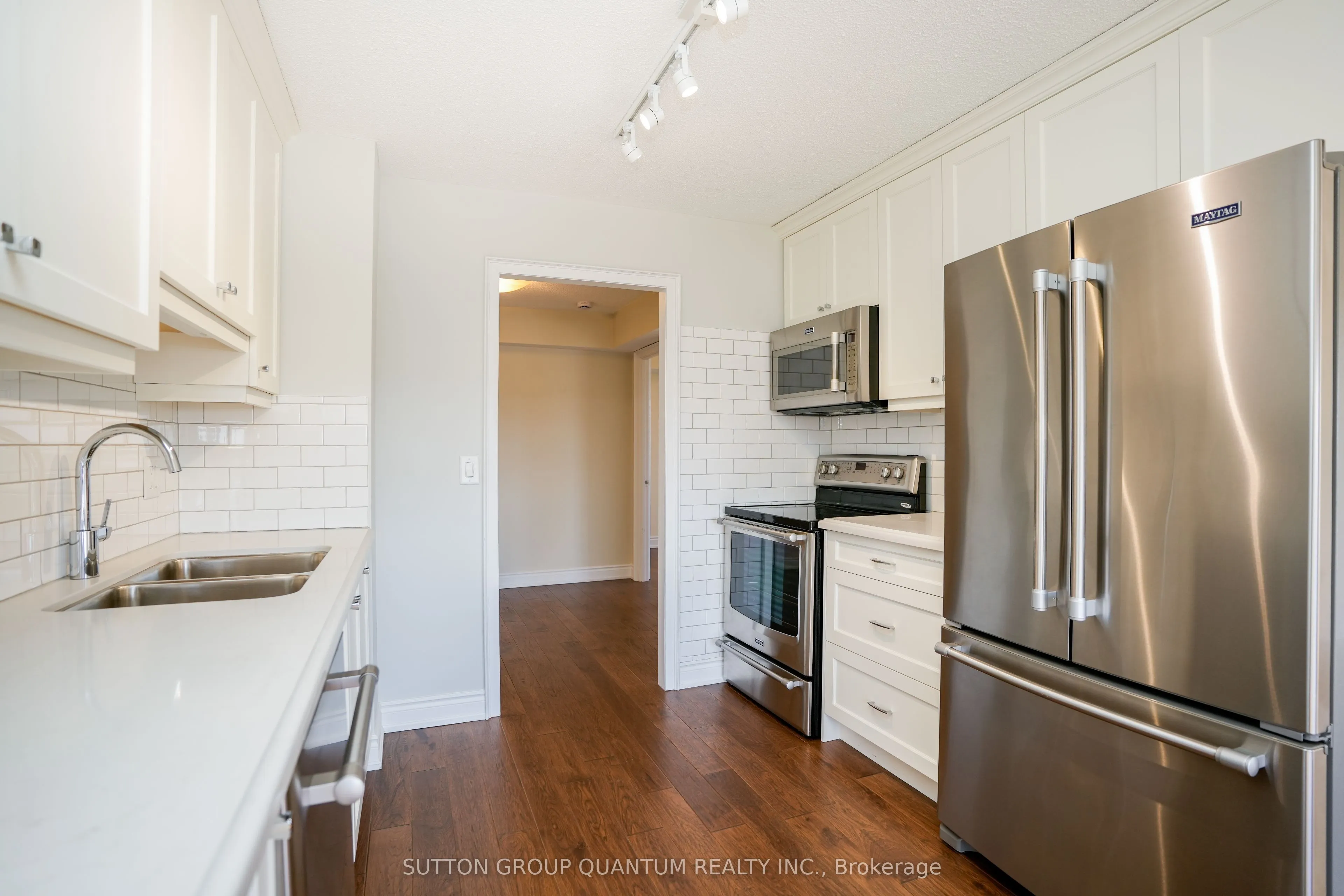 1271 Walden Circle, #1008