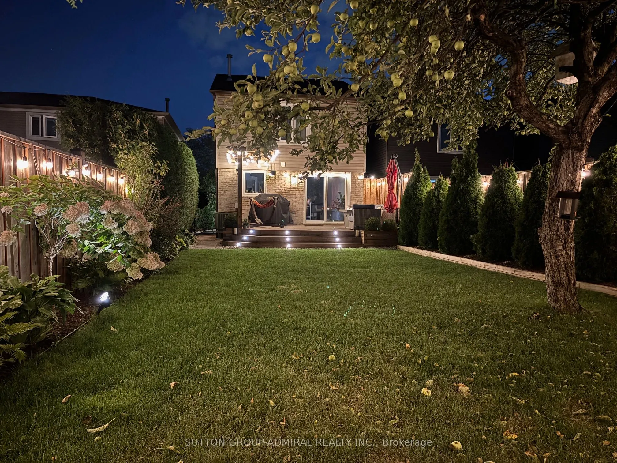 709 Greycedar Crescent