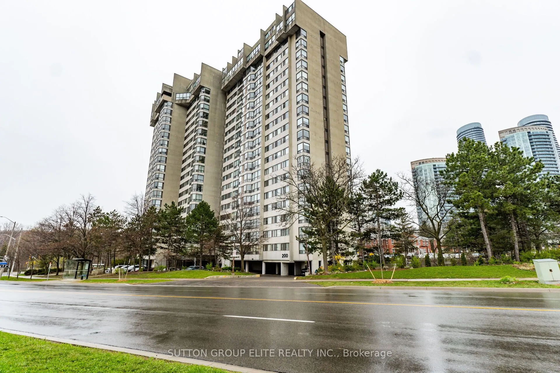 200 Robert Speck Parkway, #5
