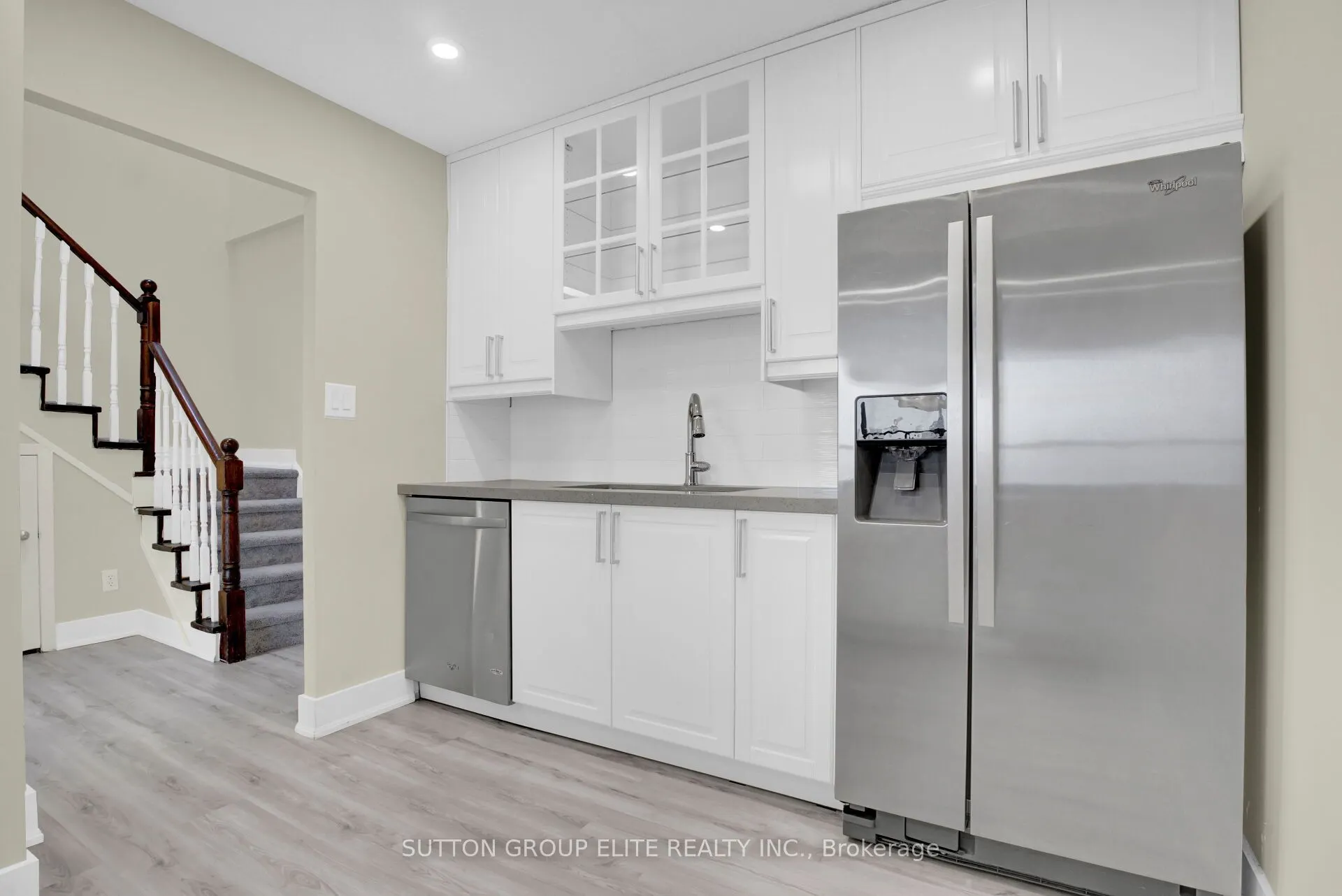 200 Robert Speck Parkway, #5