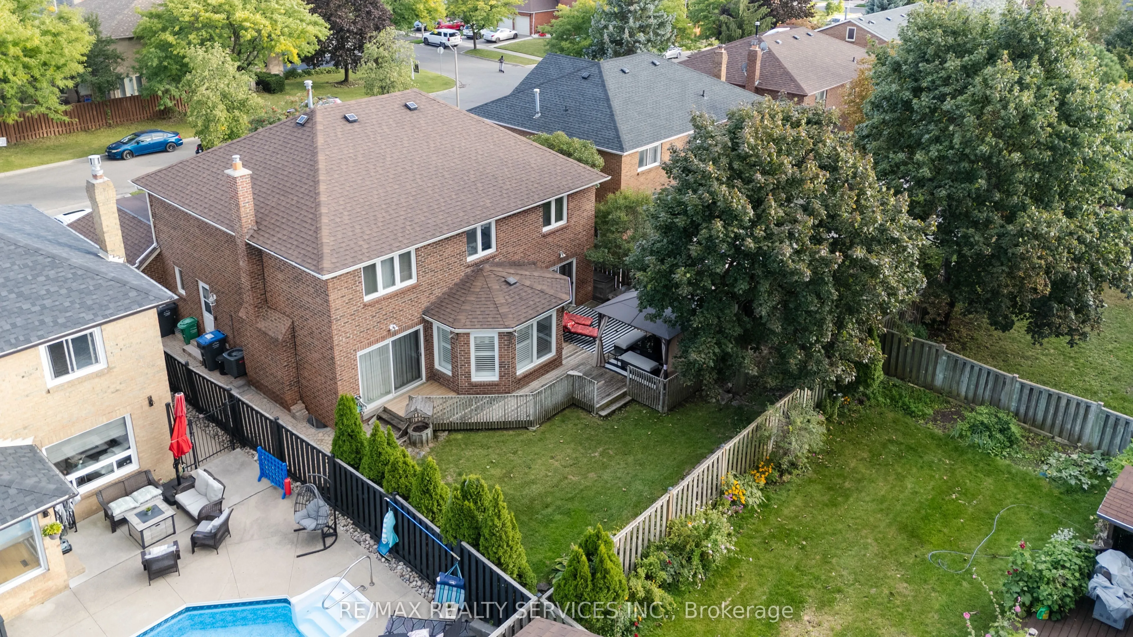 14 Nottingham Crescent