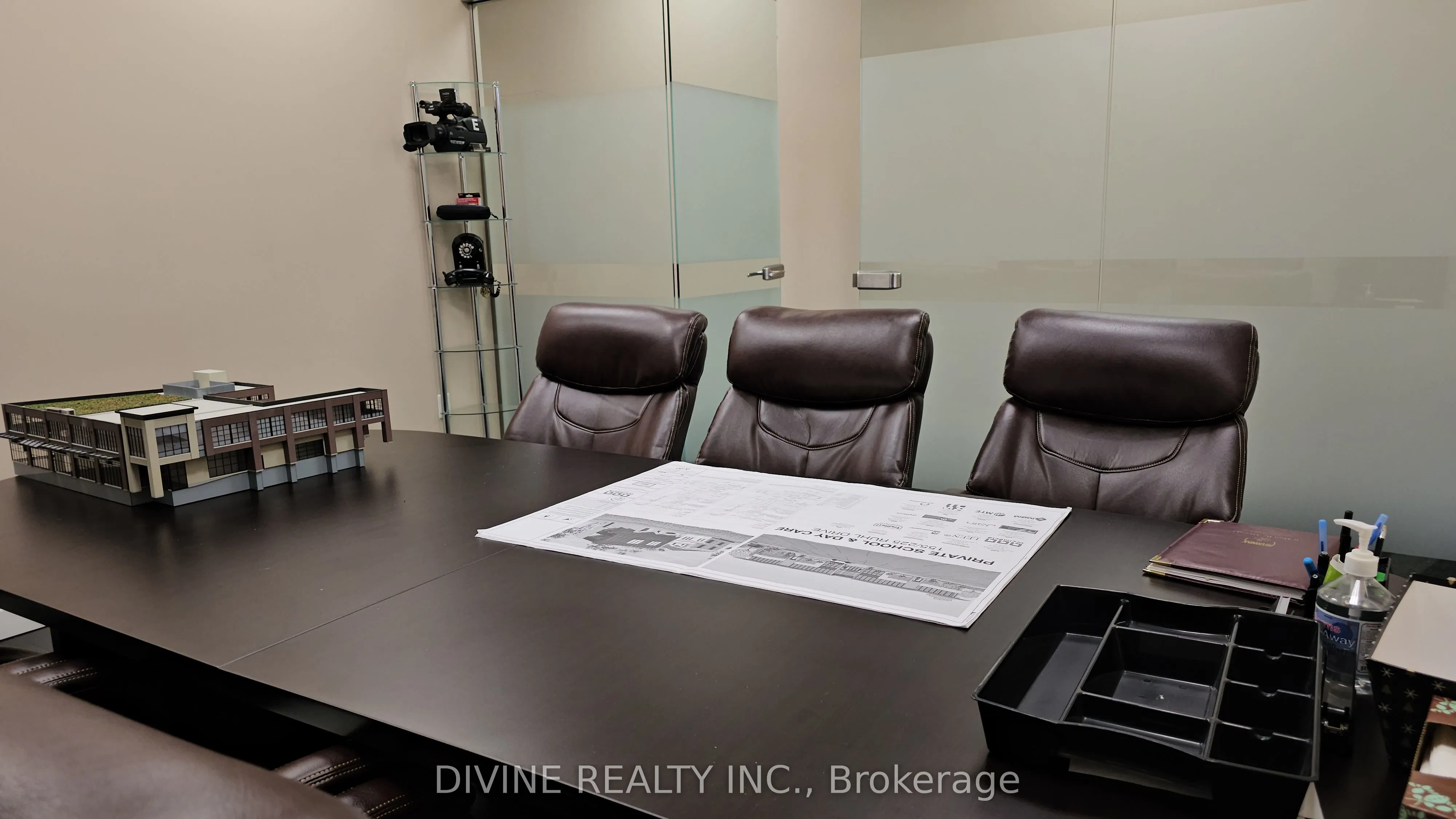 1065 Canadian Place, #113