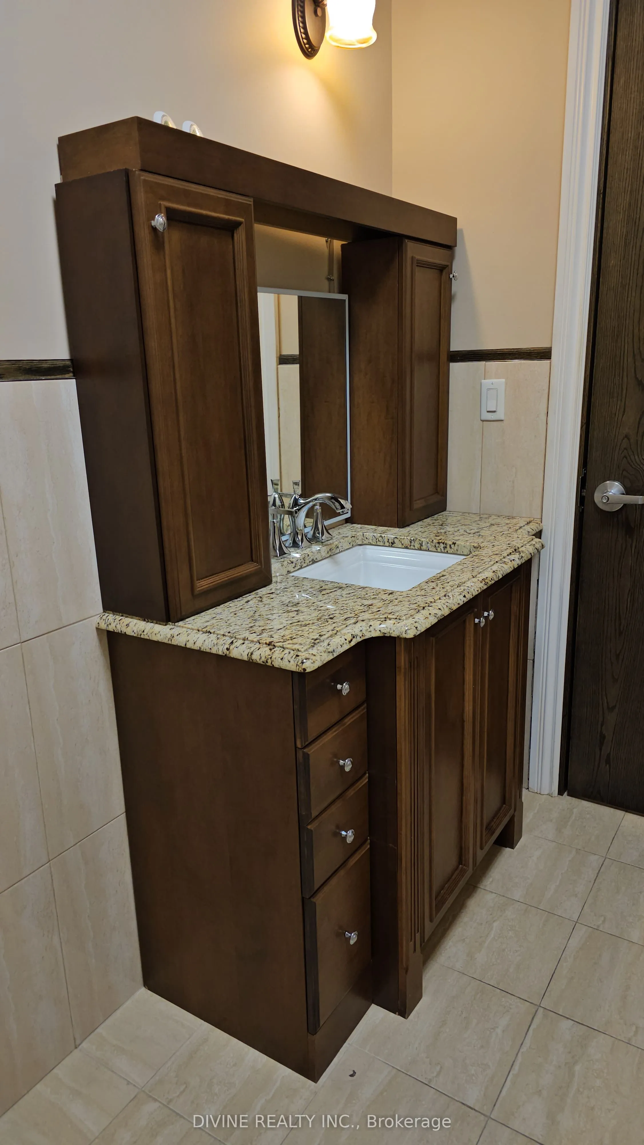 1065 Canadian Place, #113