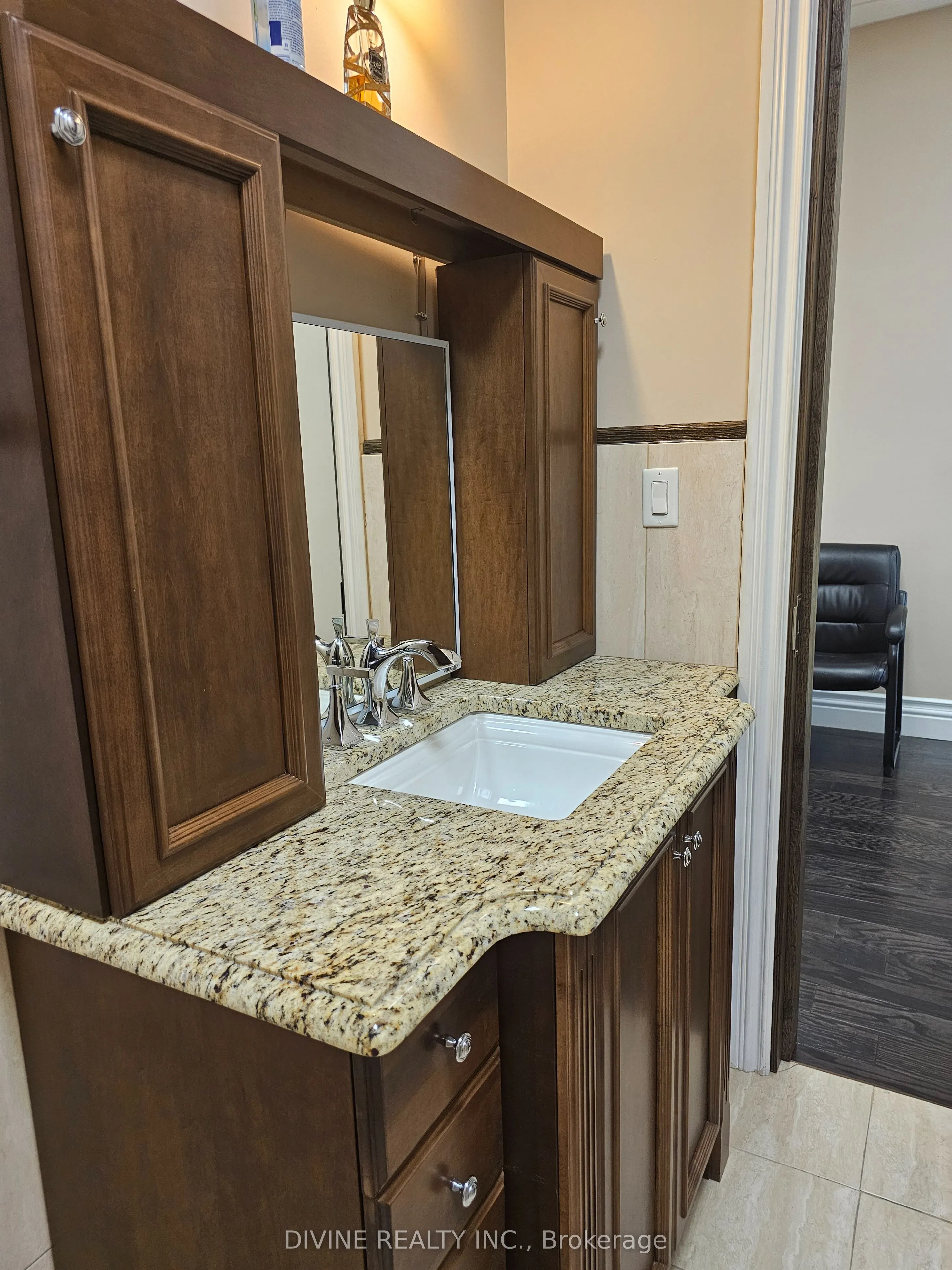 1065 Canadian Place, #113