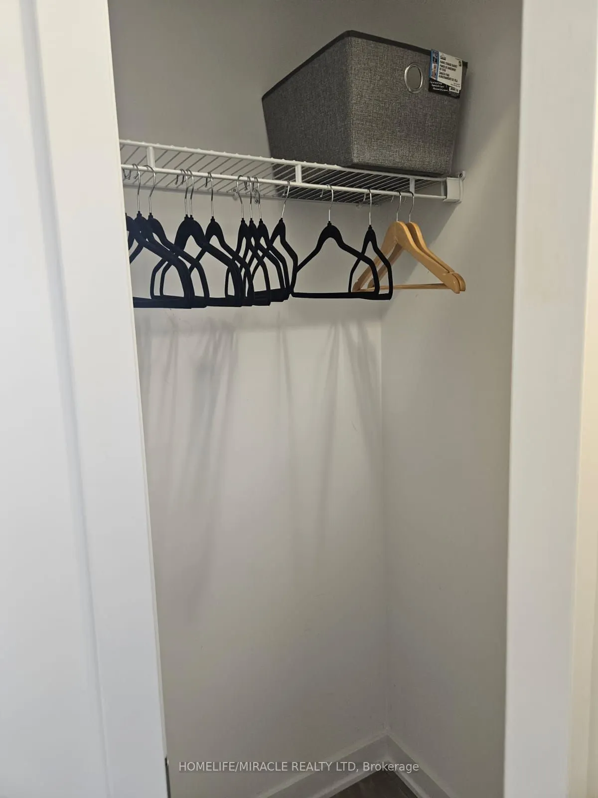 4675 Metcalfe Avenue, #403