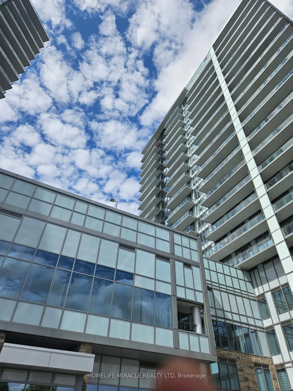 4675 Metcalfe Avenue, #403
