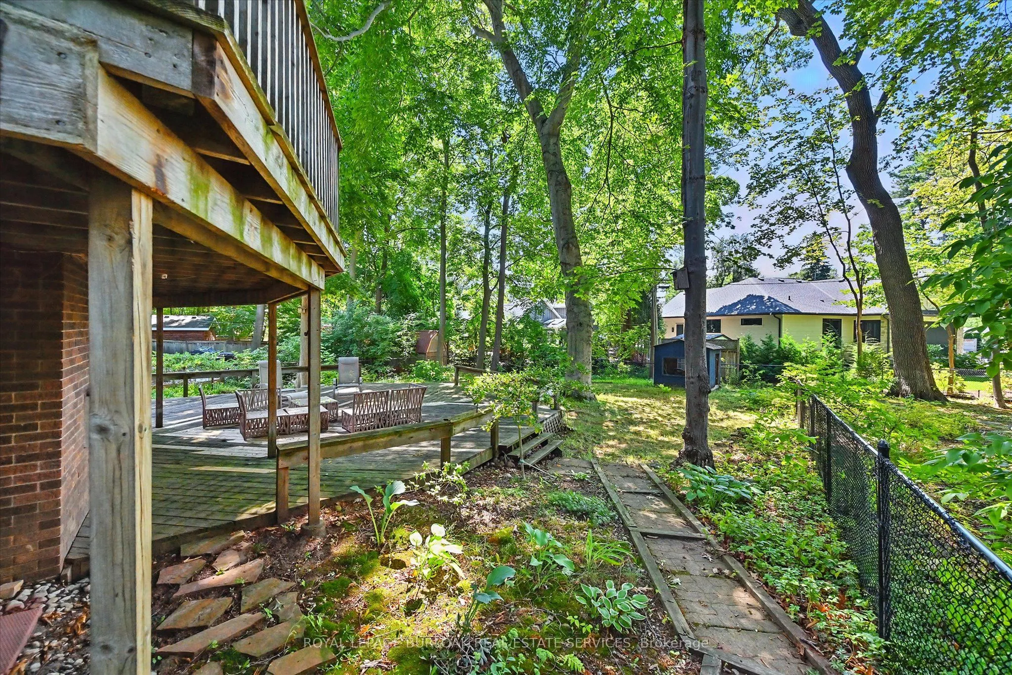 768 King Road