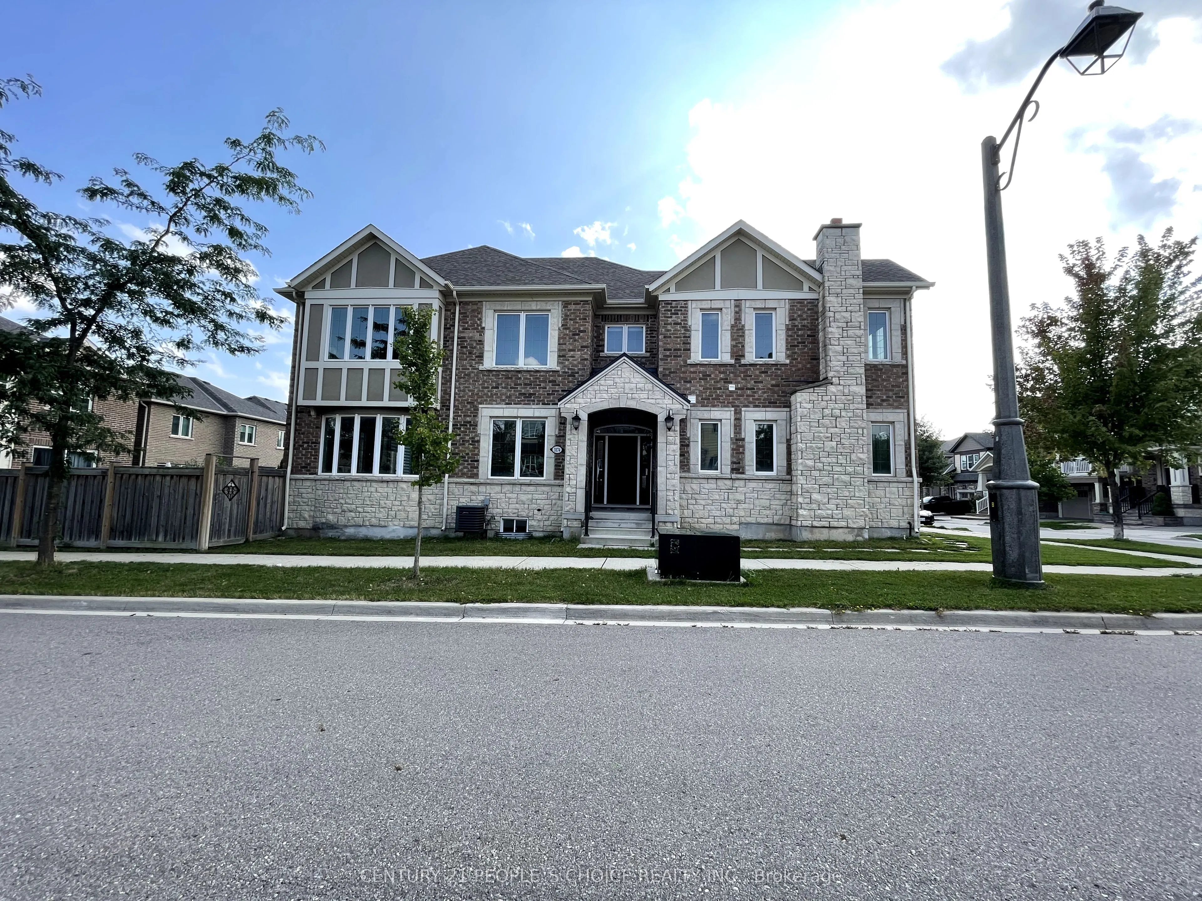 3174 Daisy Way