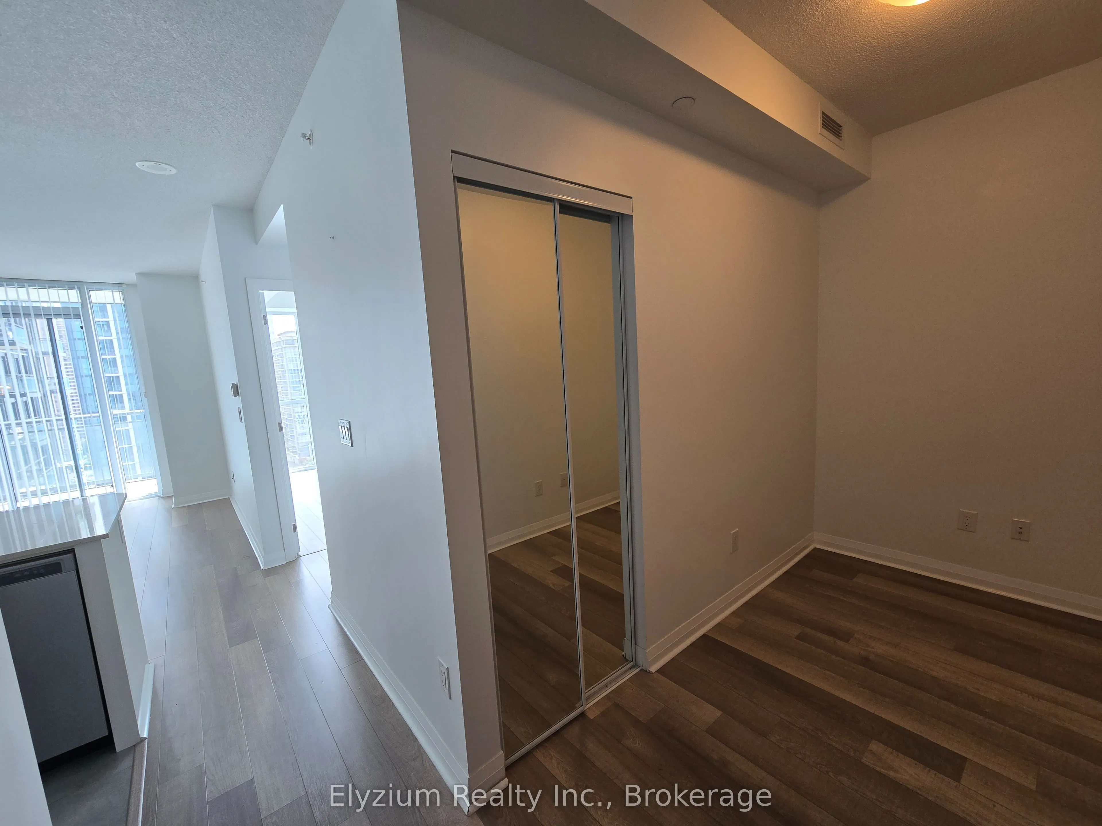 5033 Four Springs Avenue, #1411