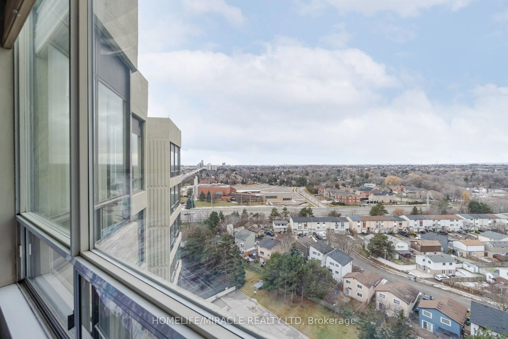 26 Hanover Road, #1705