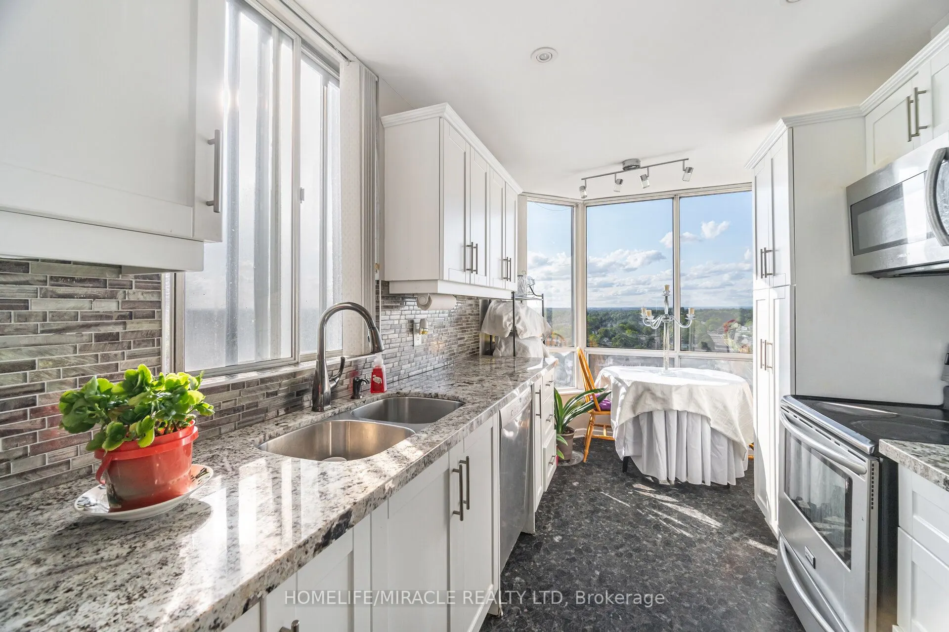 26 Hanover Road, #1705