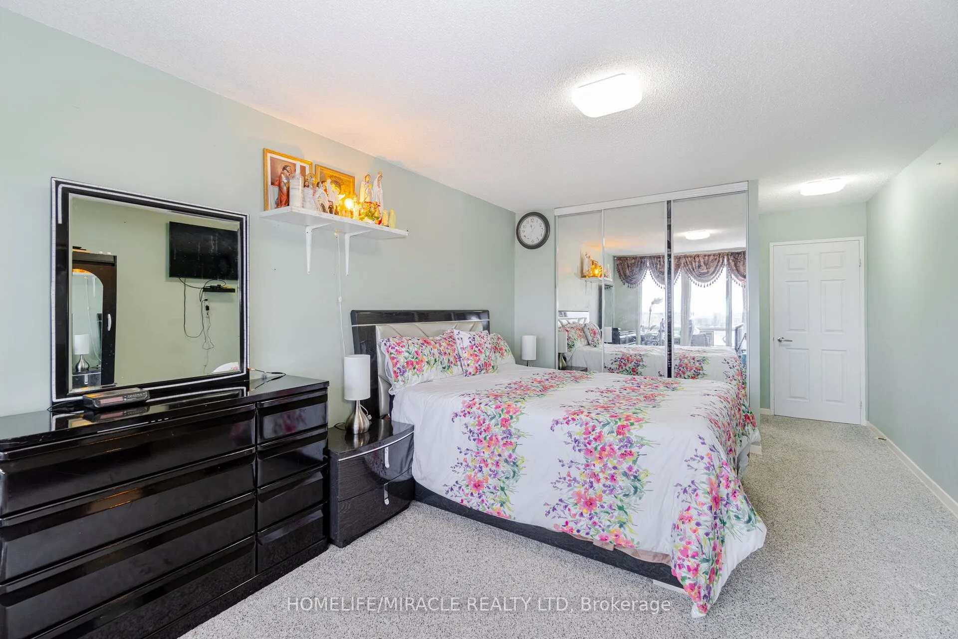 26 Hanover Road, #1705