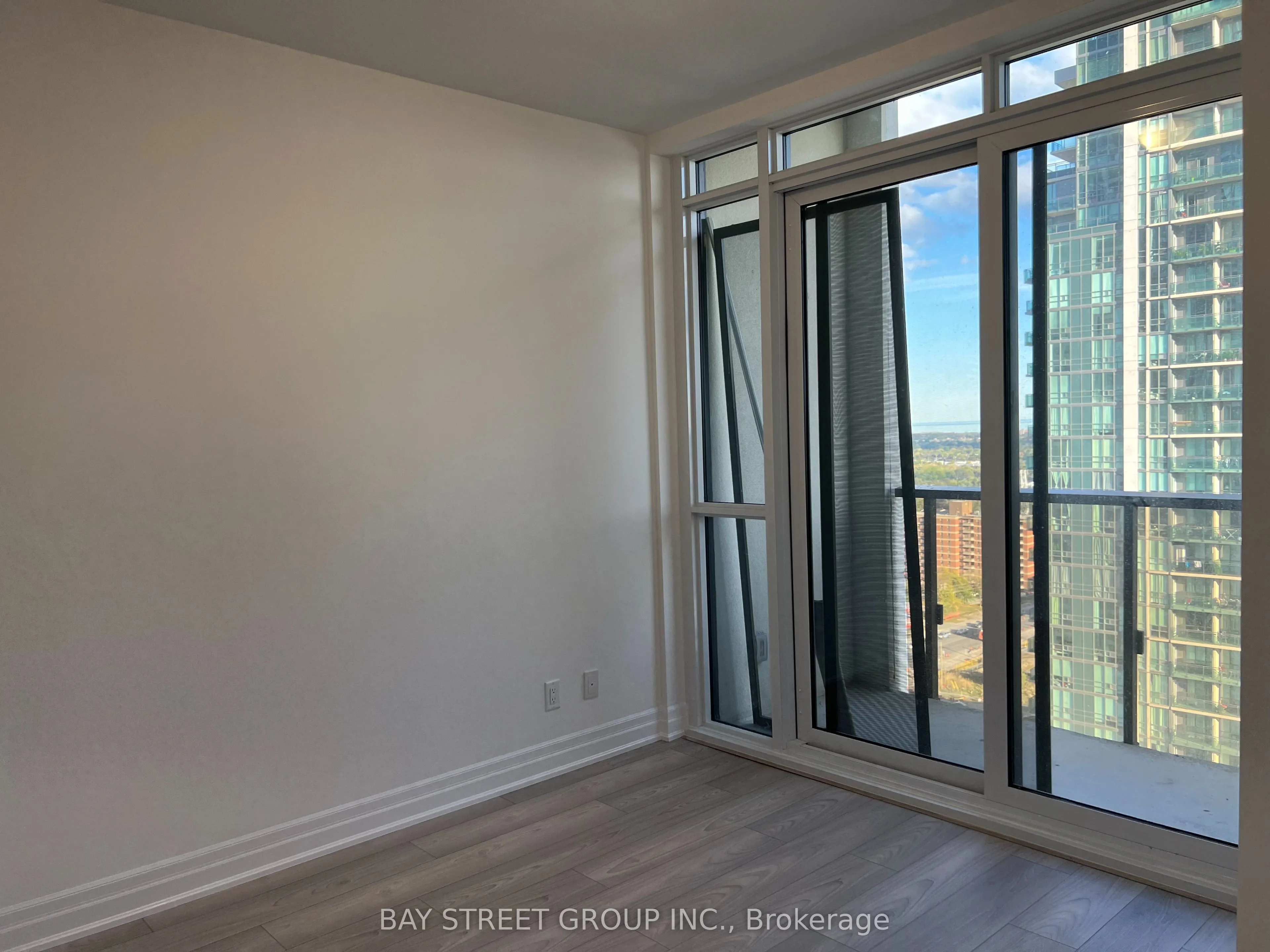 36 Elm Drive W, #2205