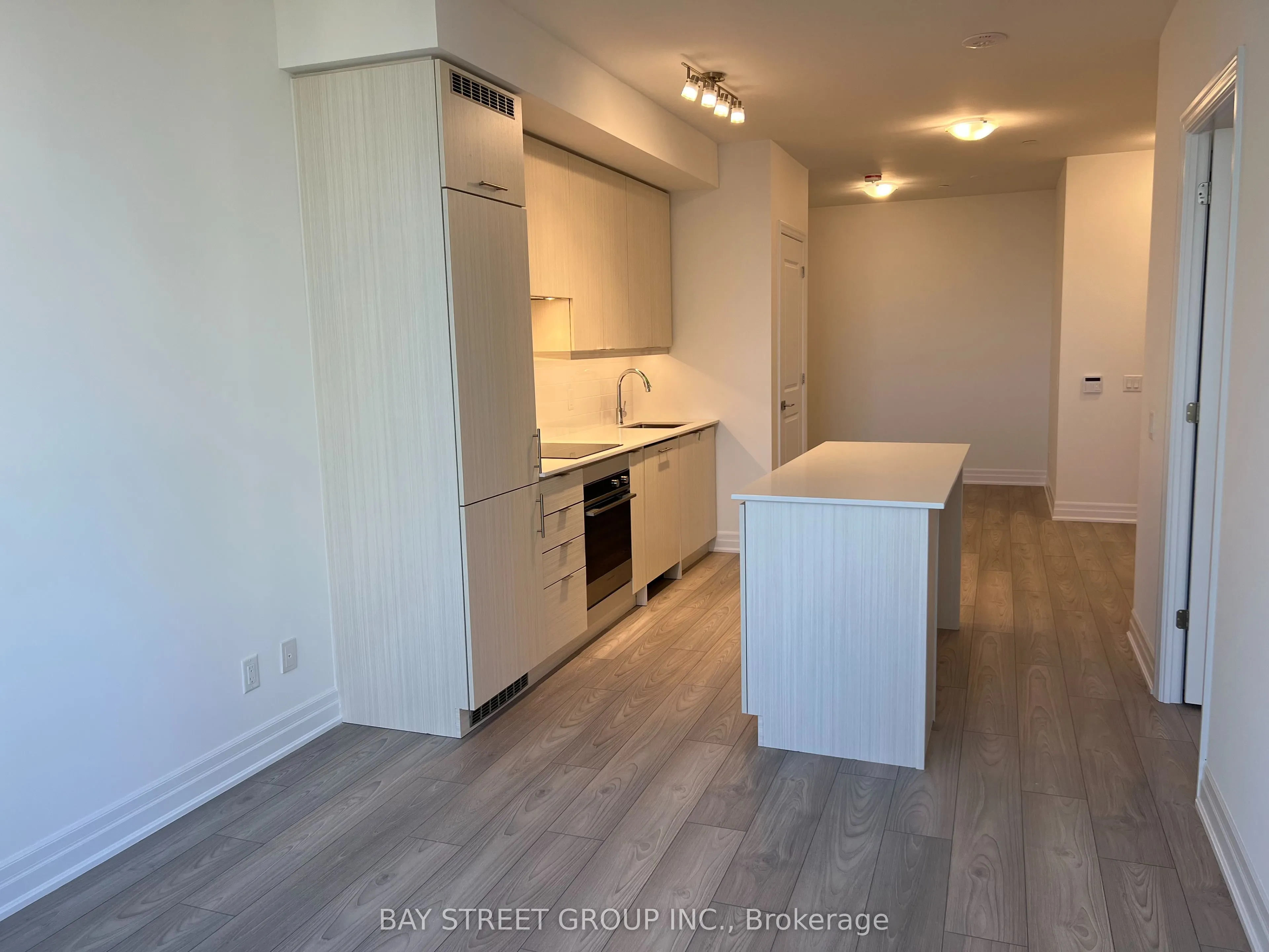 36 Elm Drive W, #2205