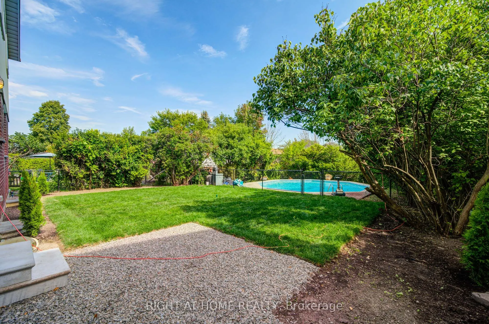 2674 Constable Road