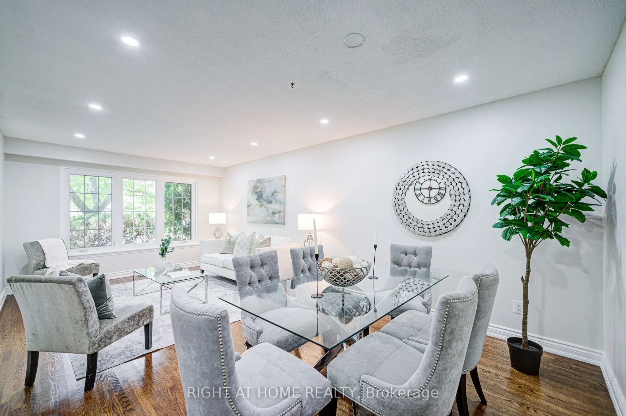 2674 Constable Road