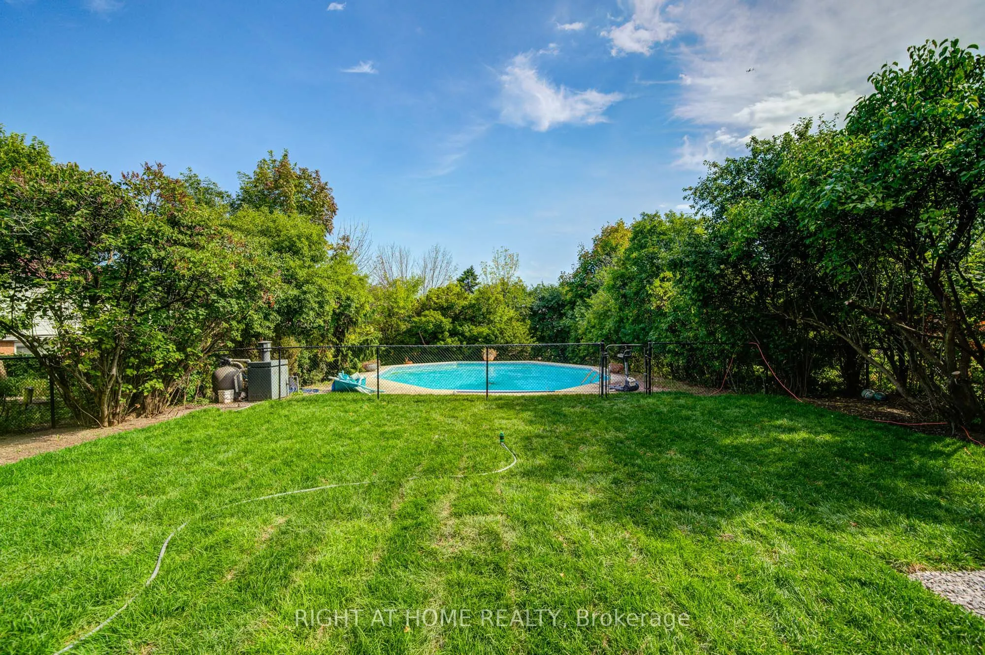 2674 Constable Road