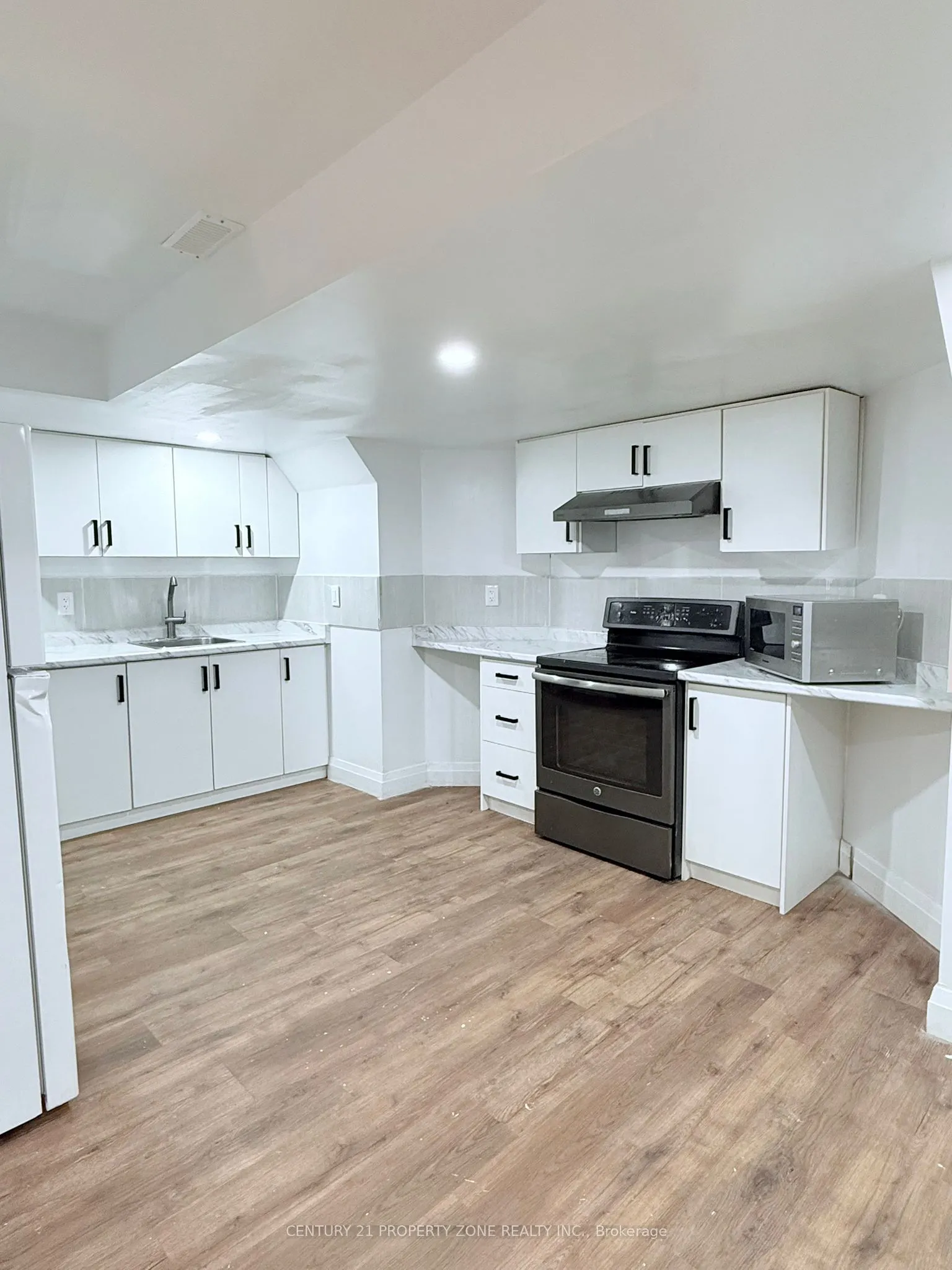 14 Cox Crescent, #Bsmt