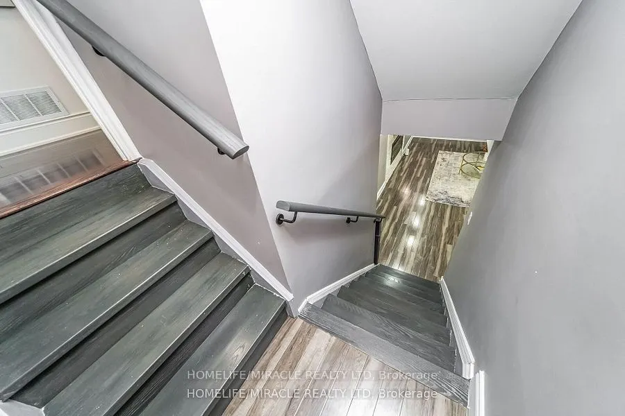 6 Currant Road