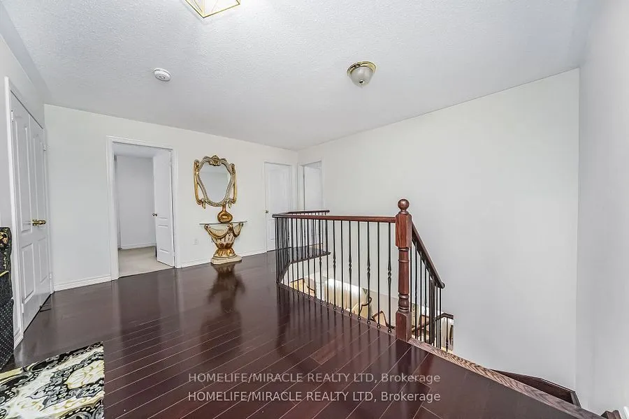 6 Currant Road