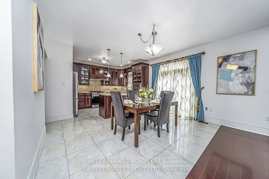 6 Currant Road